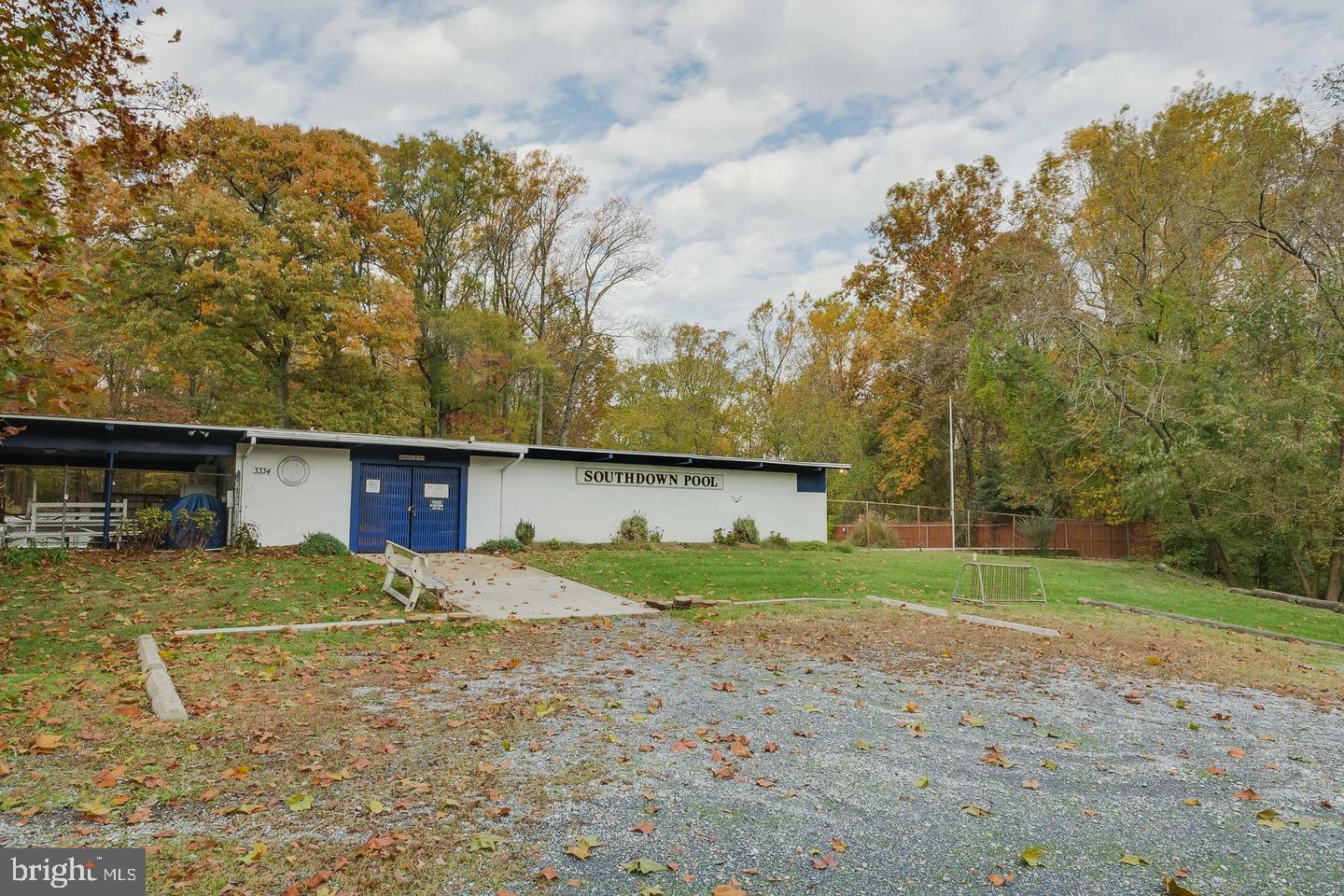 SOUTHDOWN SHORES - Residential