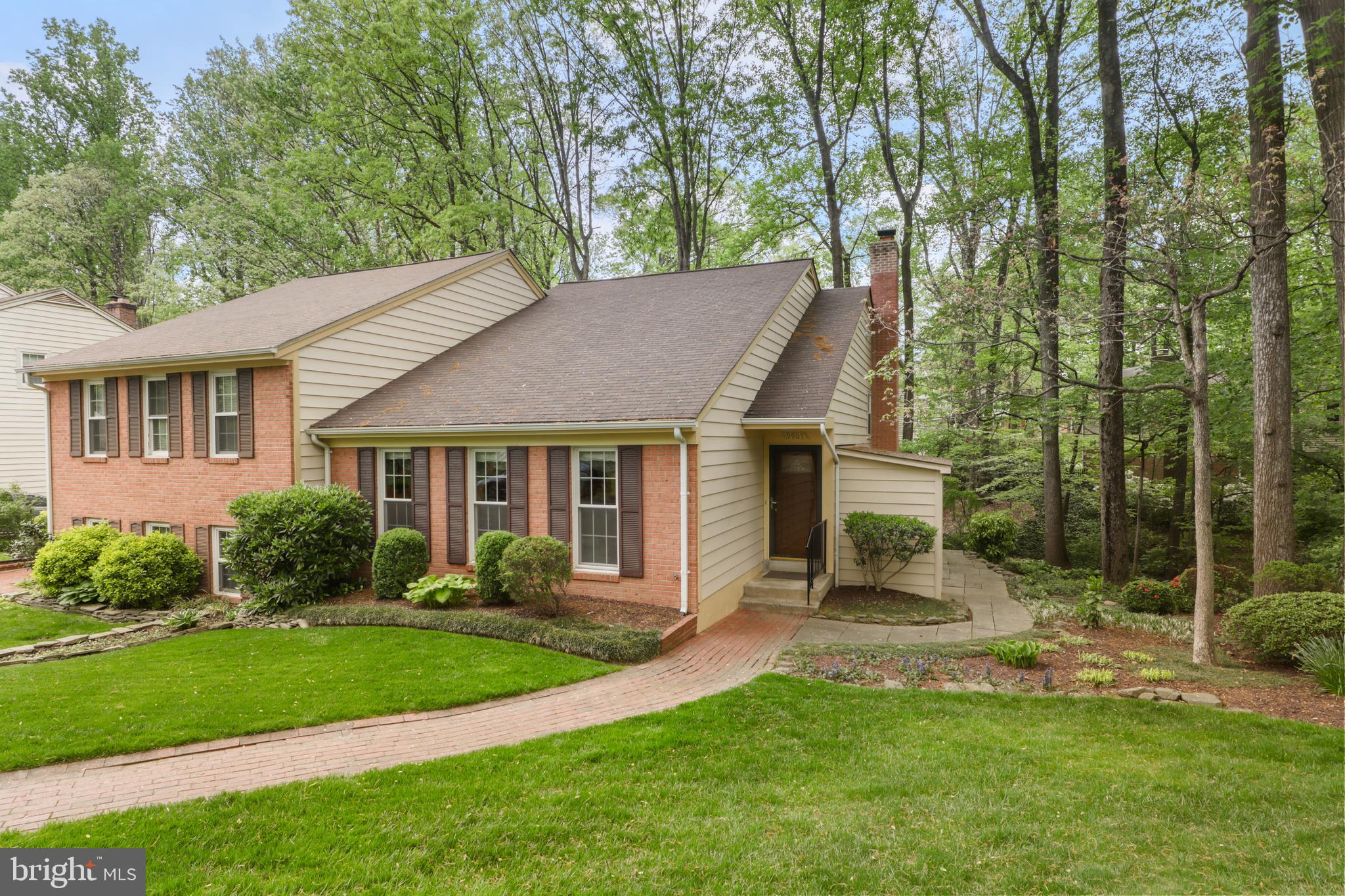 BURKE CENTRE - Residential