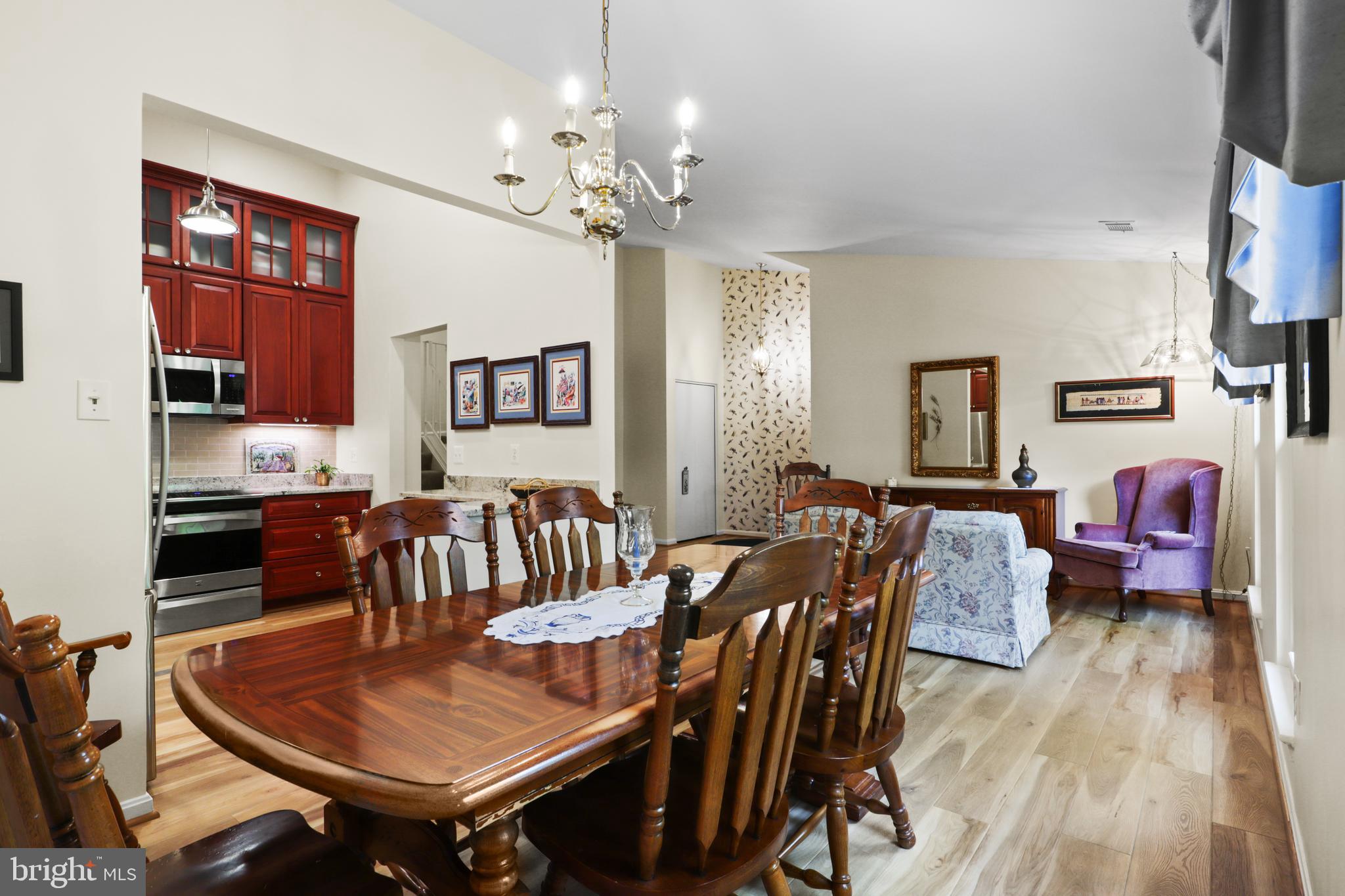 BURKE CENTRE - Residential