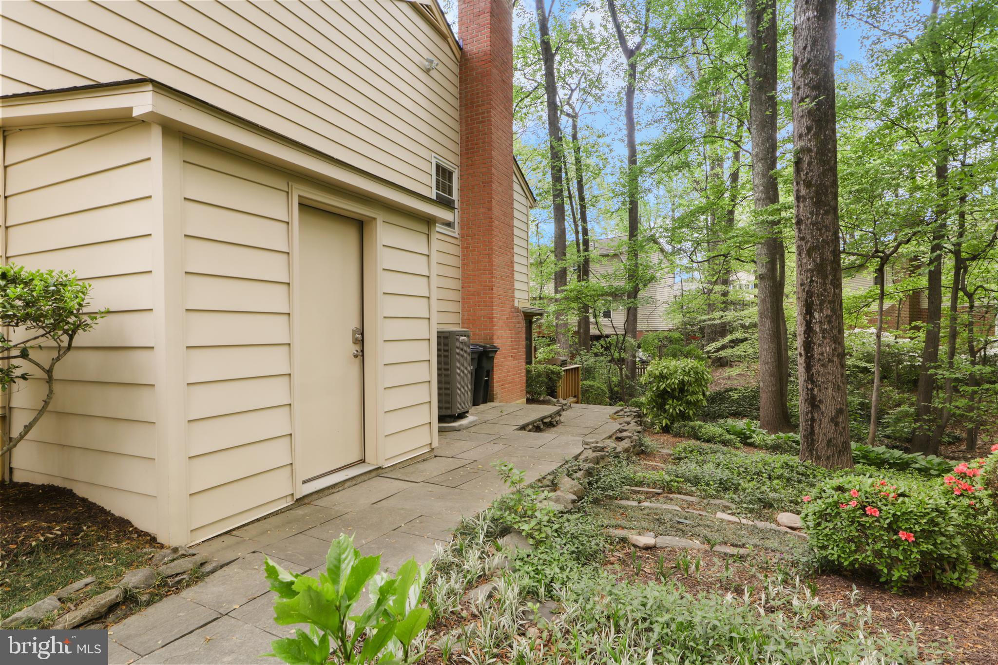 BURKE CENTRE - Residential