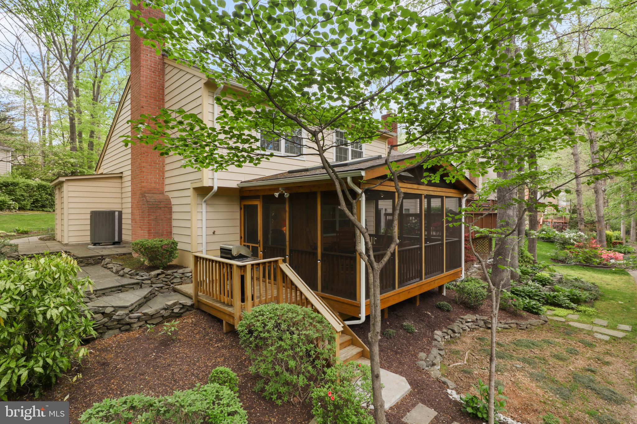 BURKE CENTRE - Residential