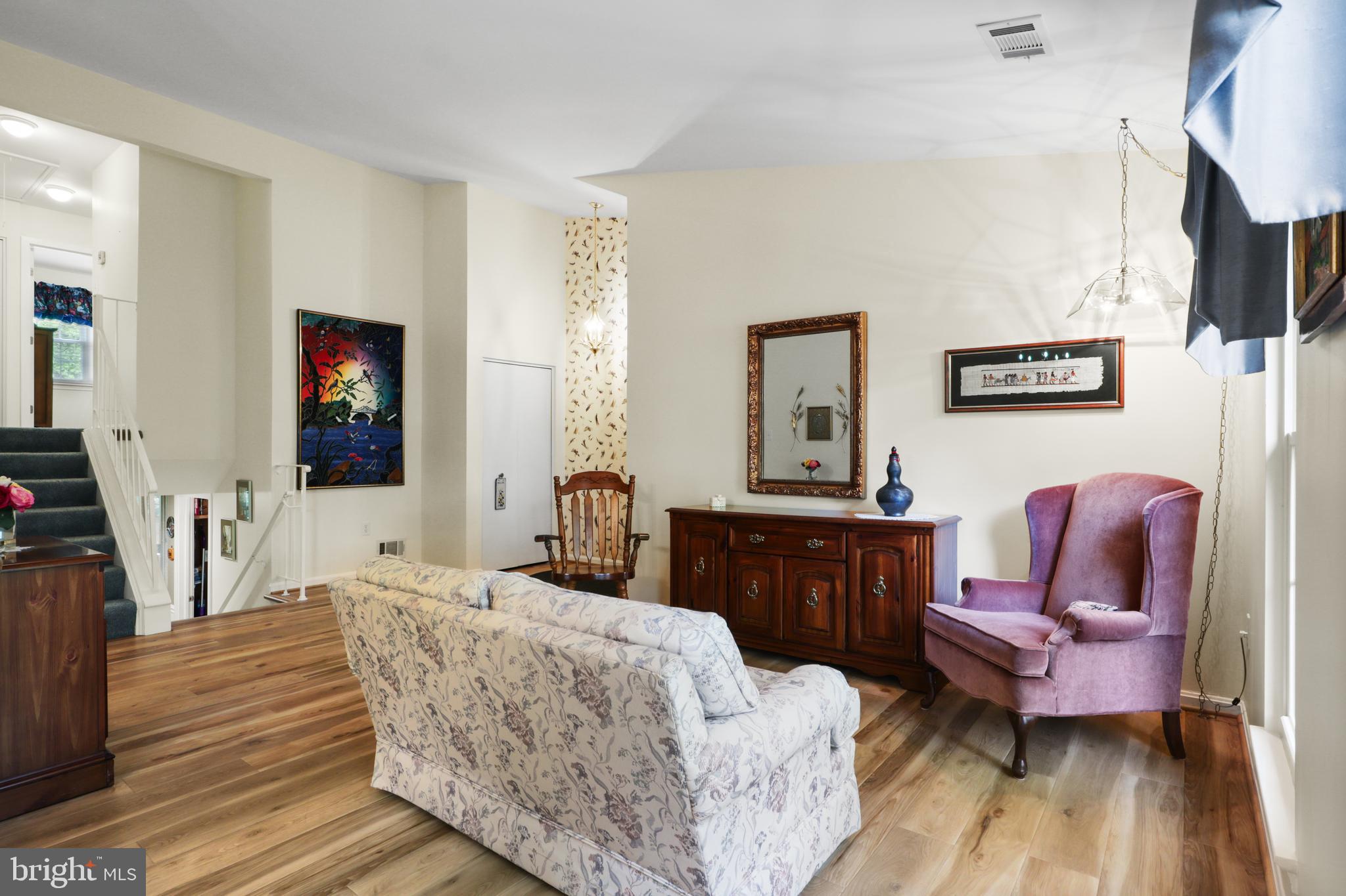 BURKE CENTRE - Residential