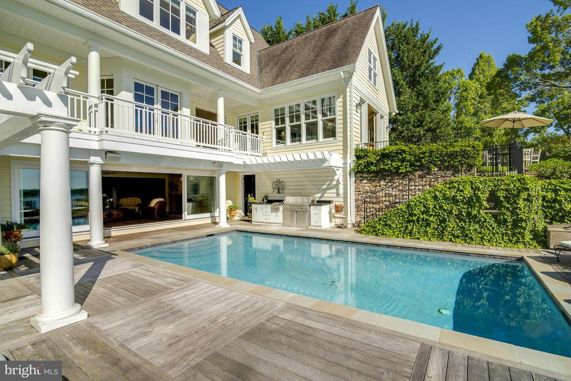 FERRY FARMS - Residential