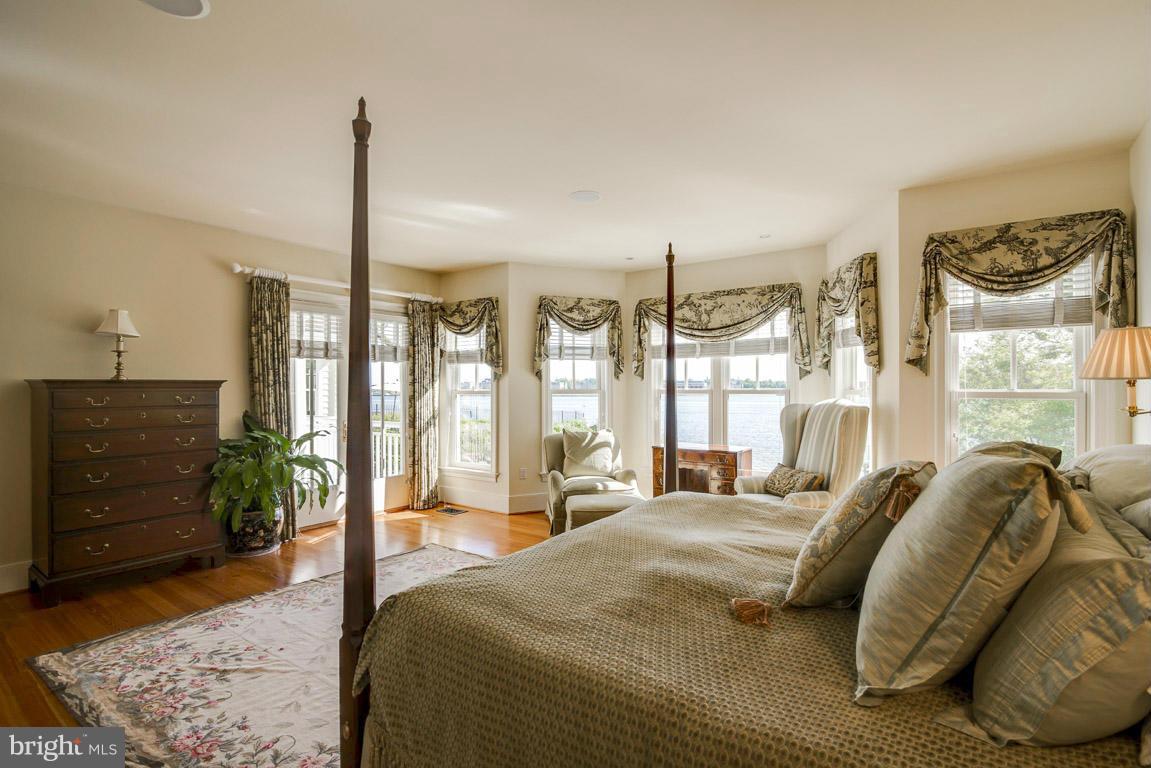 FERRY FARMS - Residential