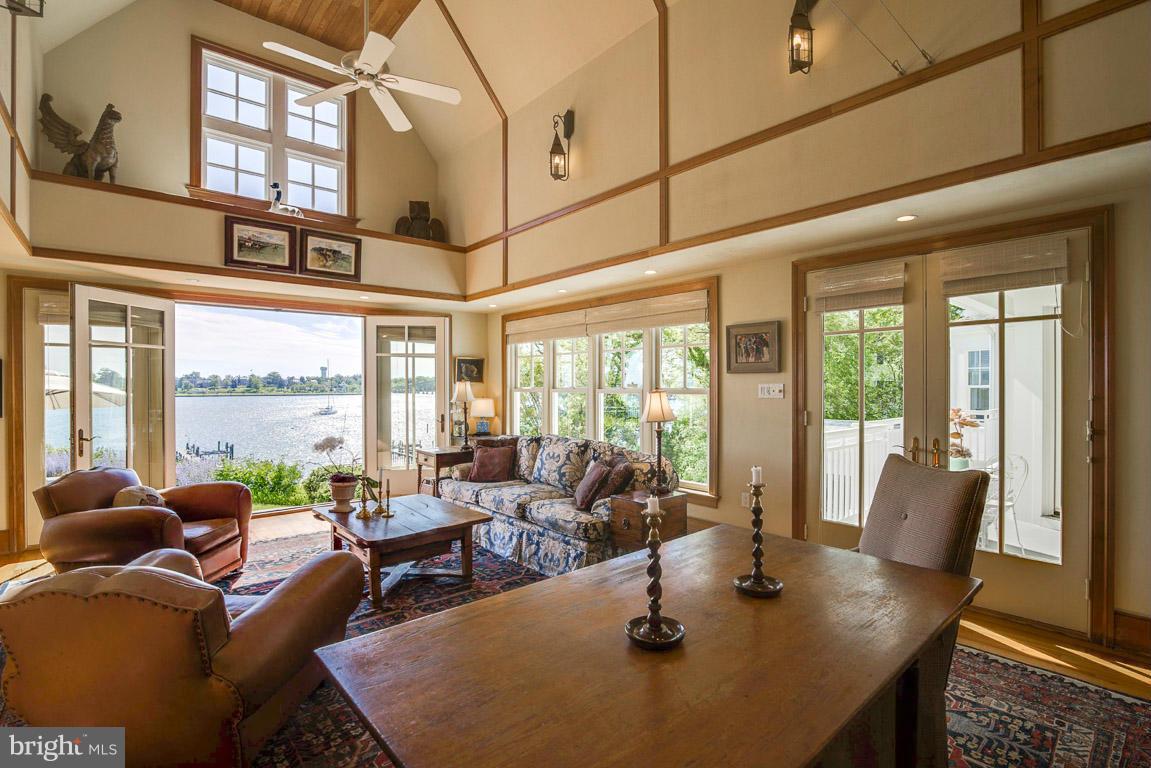 FERRY FARMS - Residential