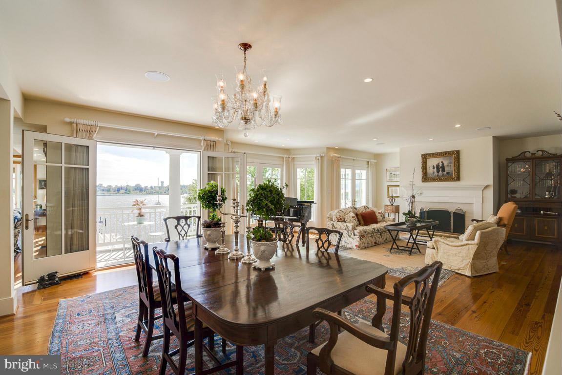 FERRY FARMS - Residential