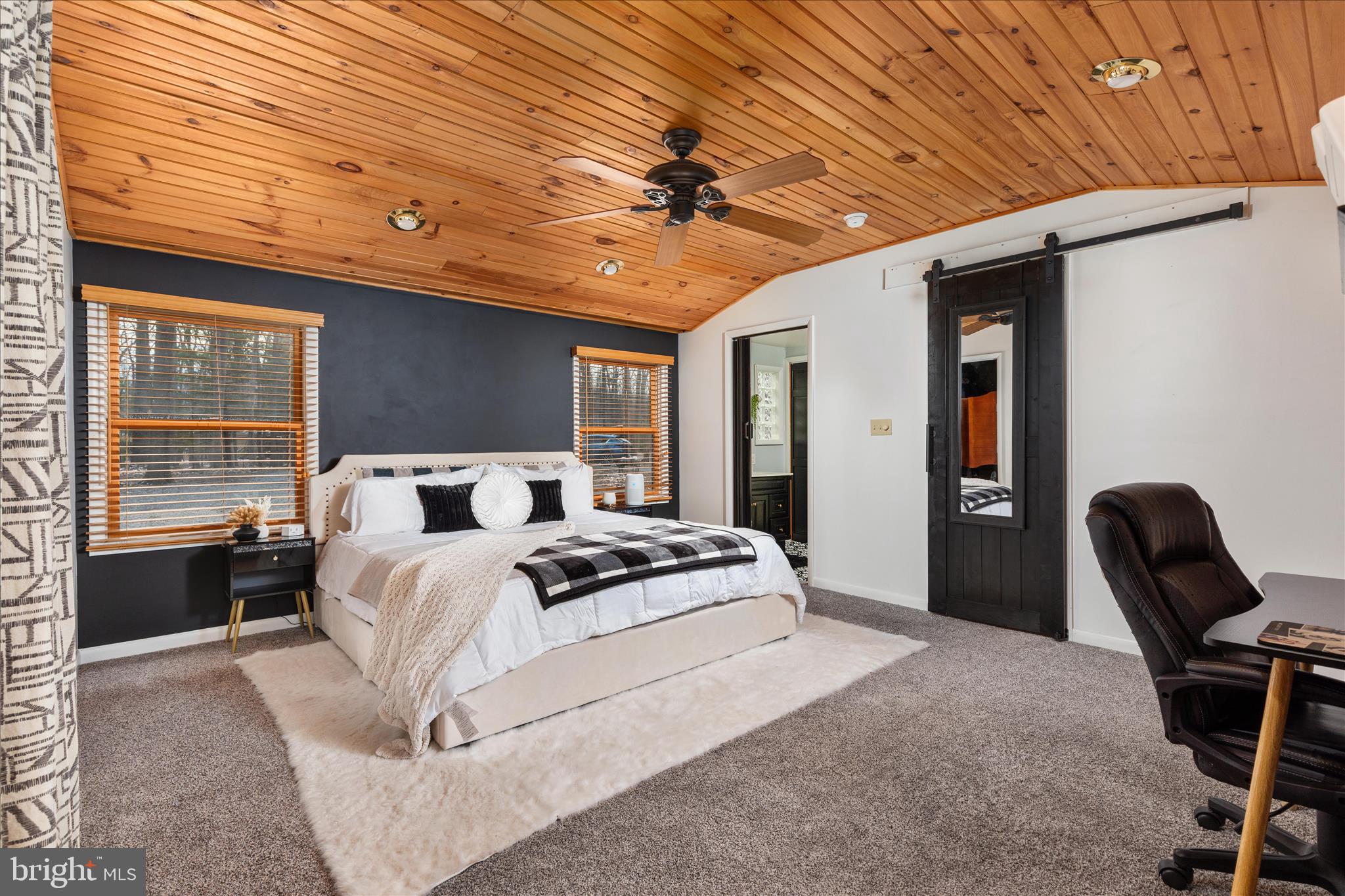 THE WOODS - Residential