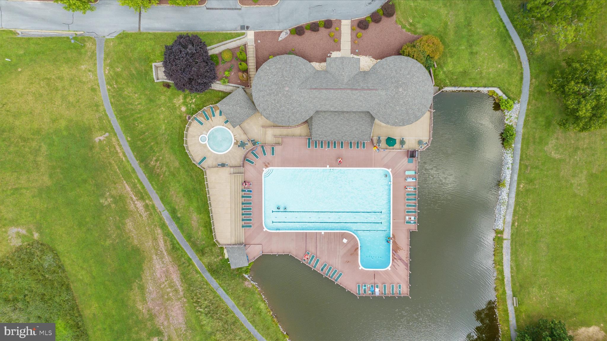 THE WOODS - Residential