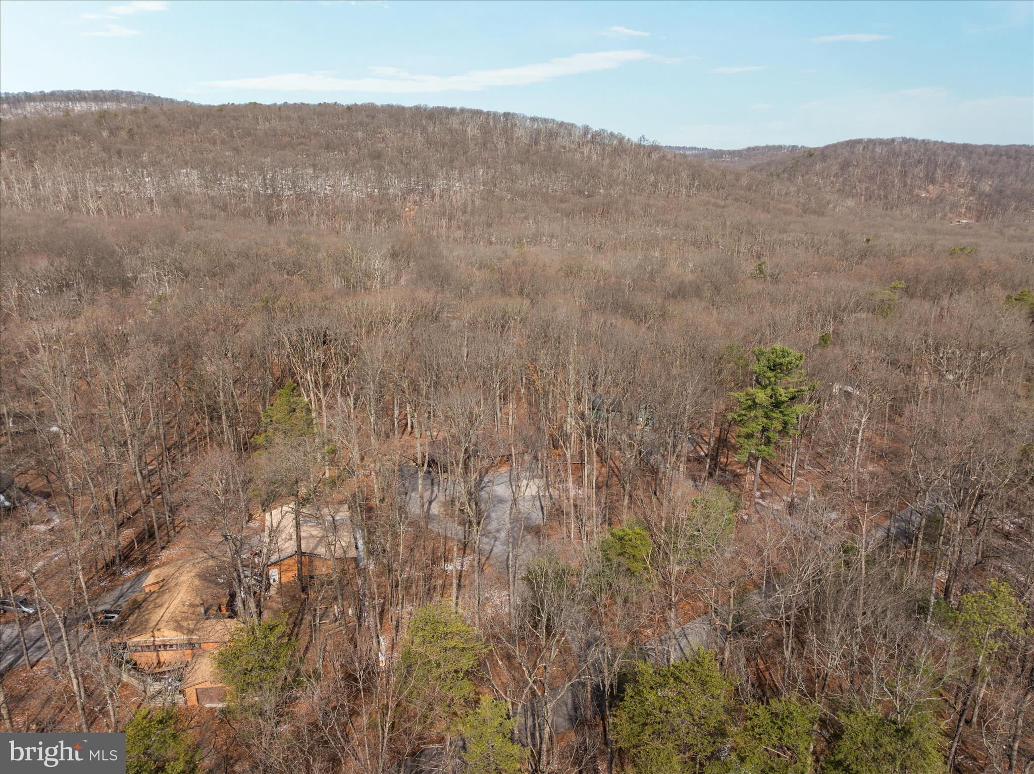 THE WOODS - Residential