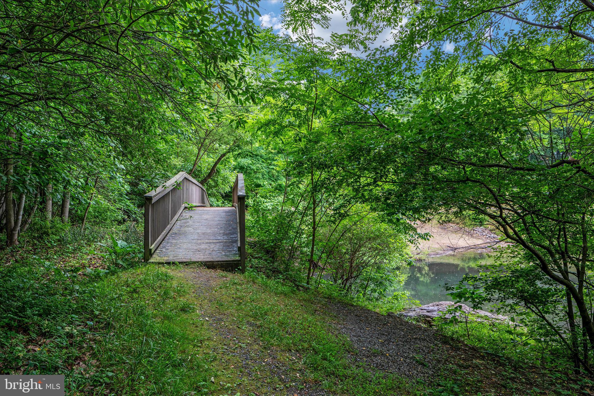 THE WOODS - Residential