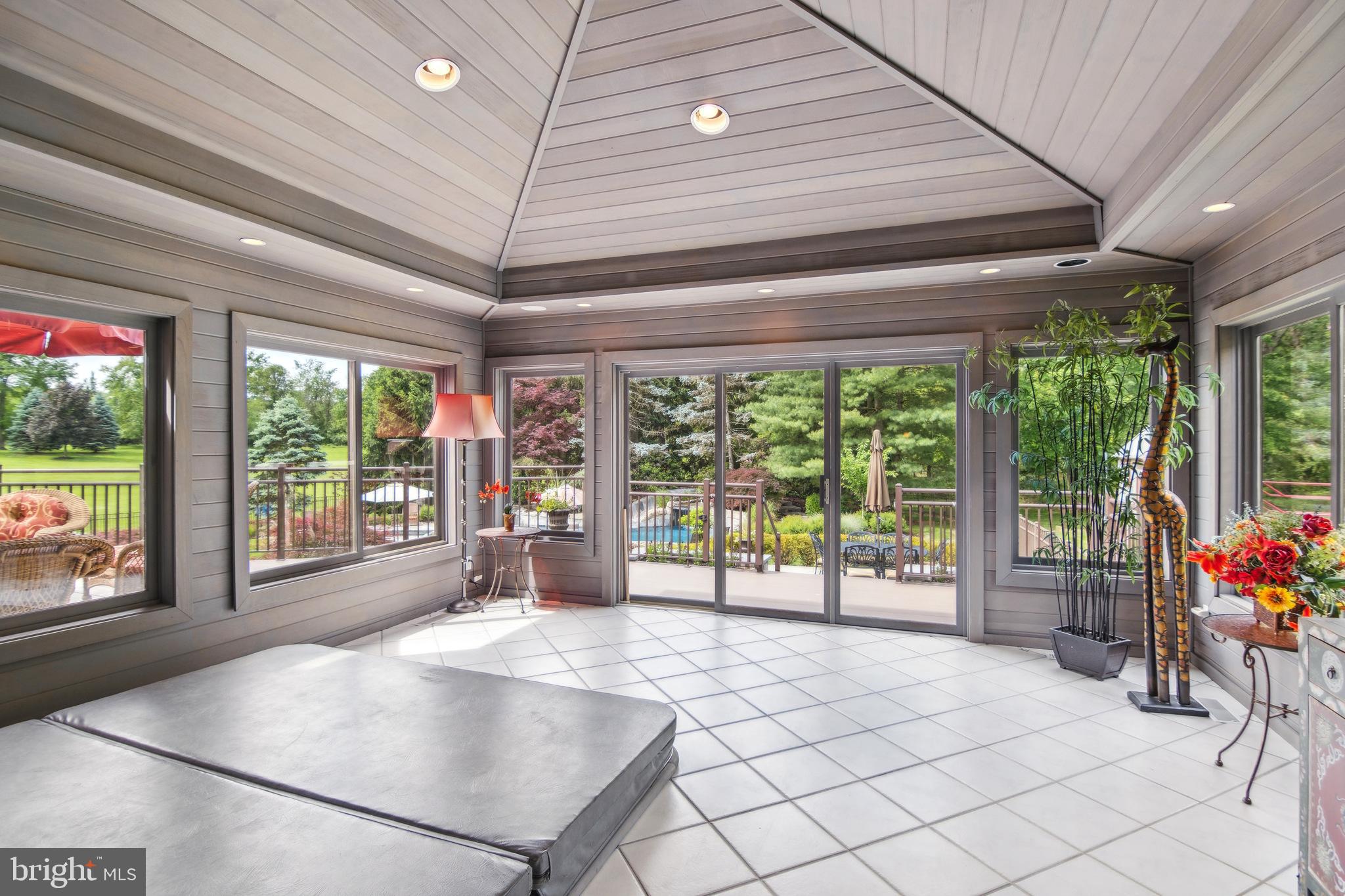 TIMBER RIDGE - Residential