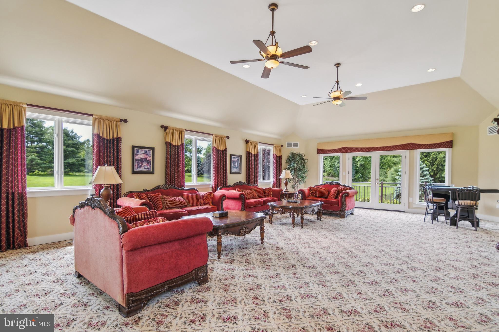 TIMBER RIDGE - Residential