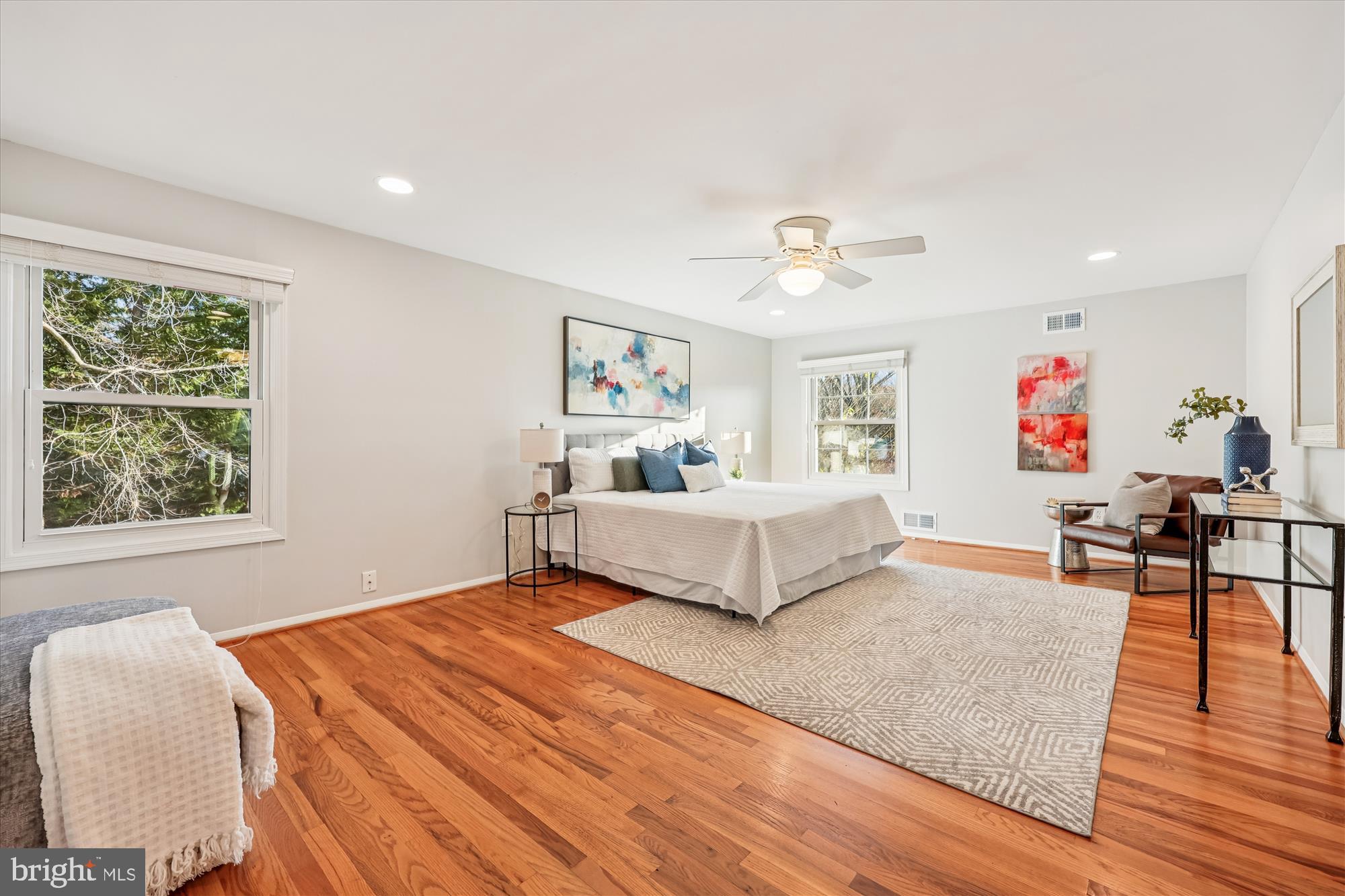 FOX HILLS - Residential