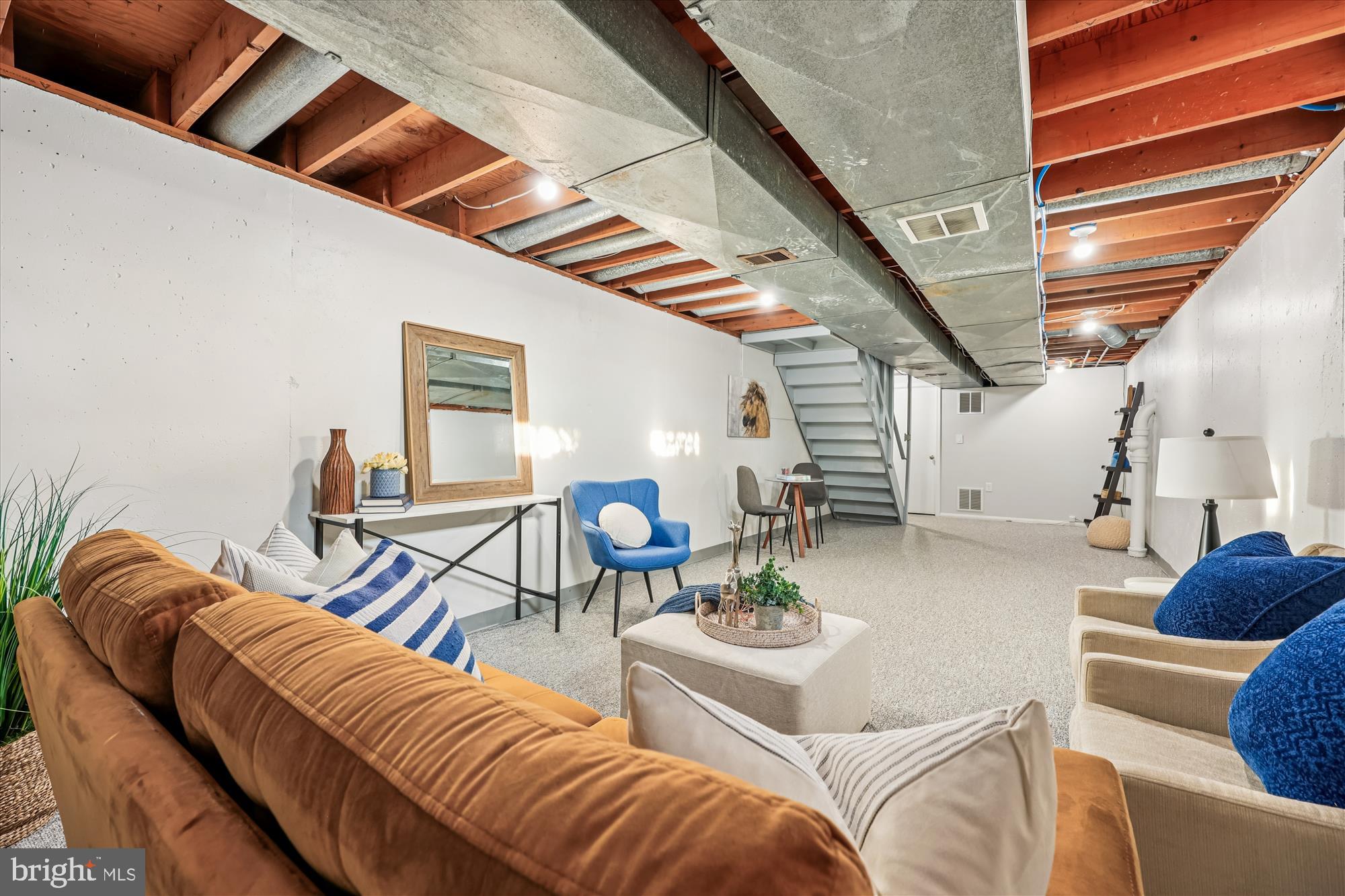 FOX HILLS - Residential