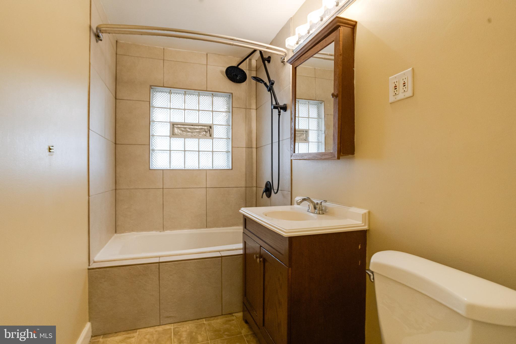 EDGEWOOD MEADOWS - Residential