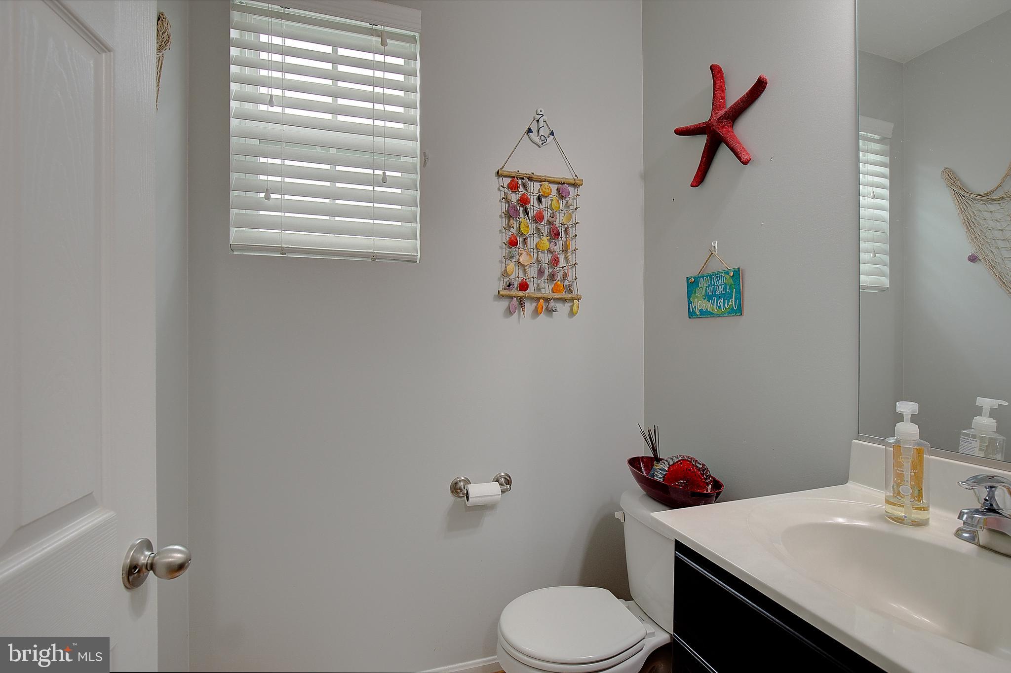 WOODLAND BEACH - Residential