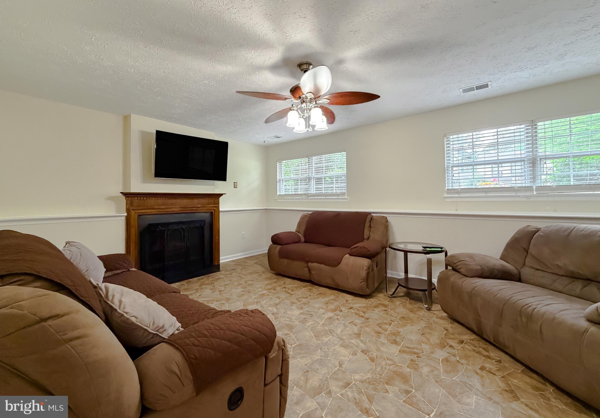ESSEX SOUTH - Residential