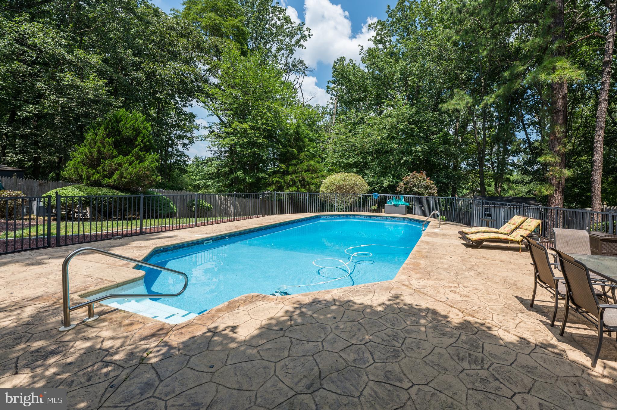 17 ACORN HILL DRIVE