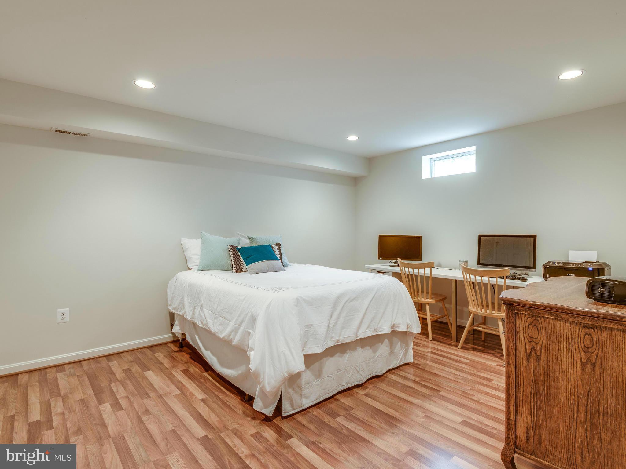 BELMONT GREENE - Residential