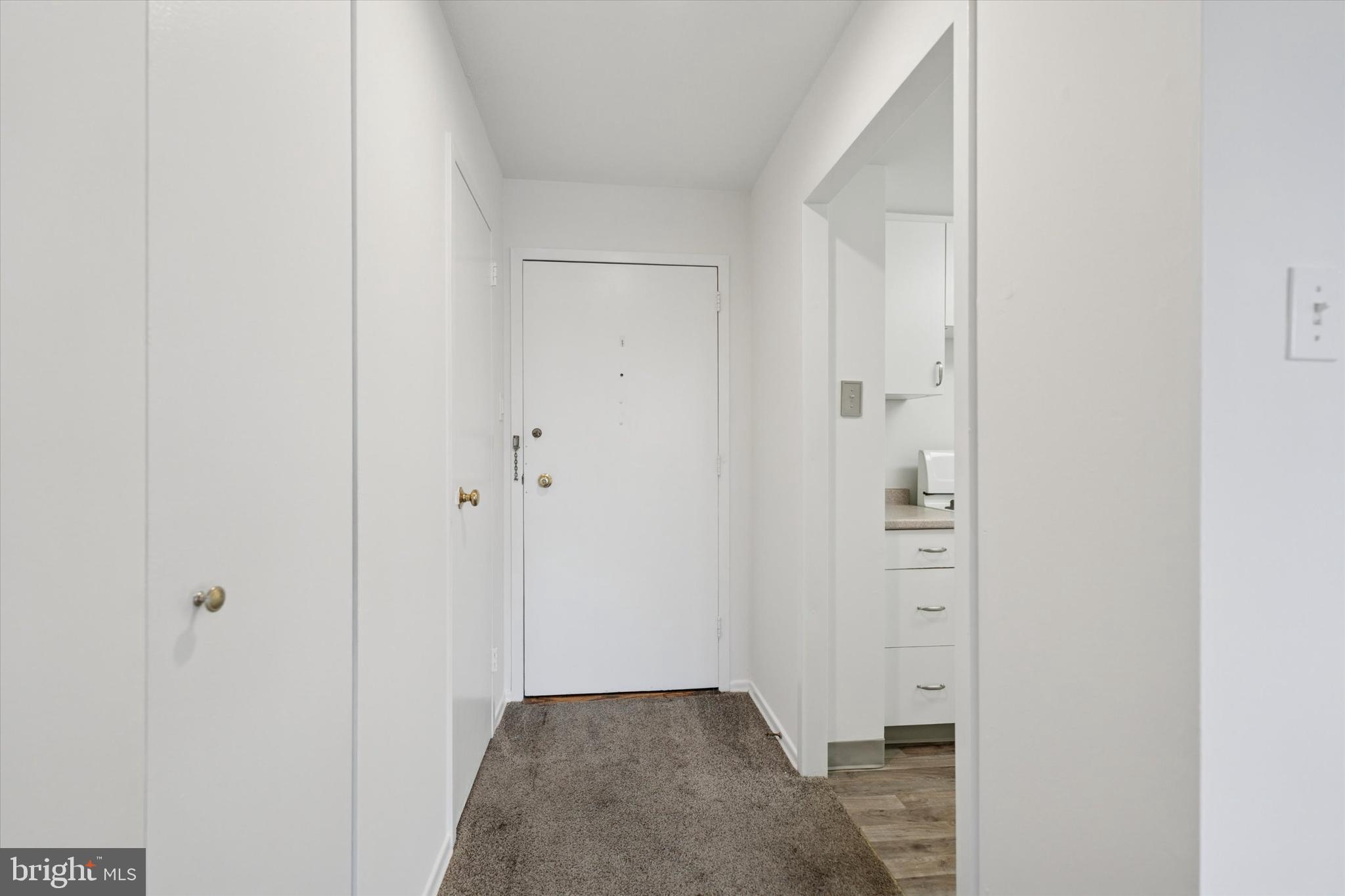 BEAVER HILL - Residential Lease