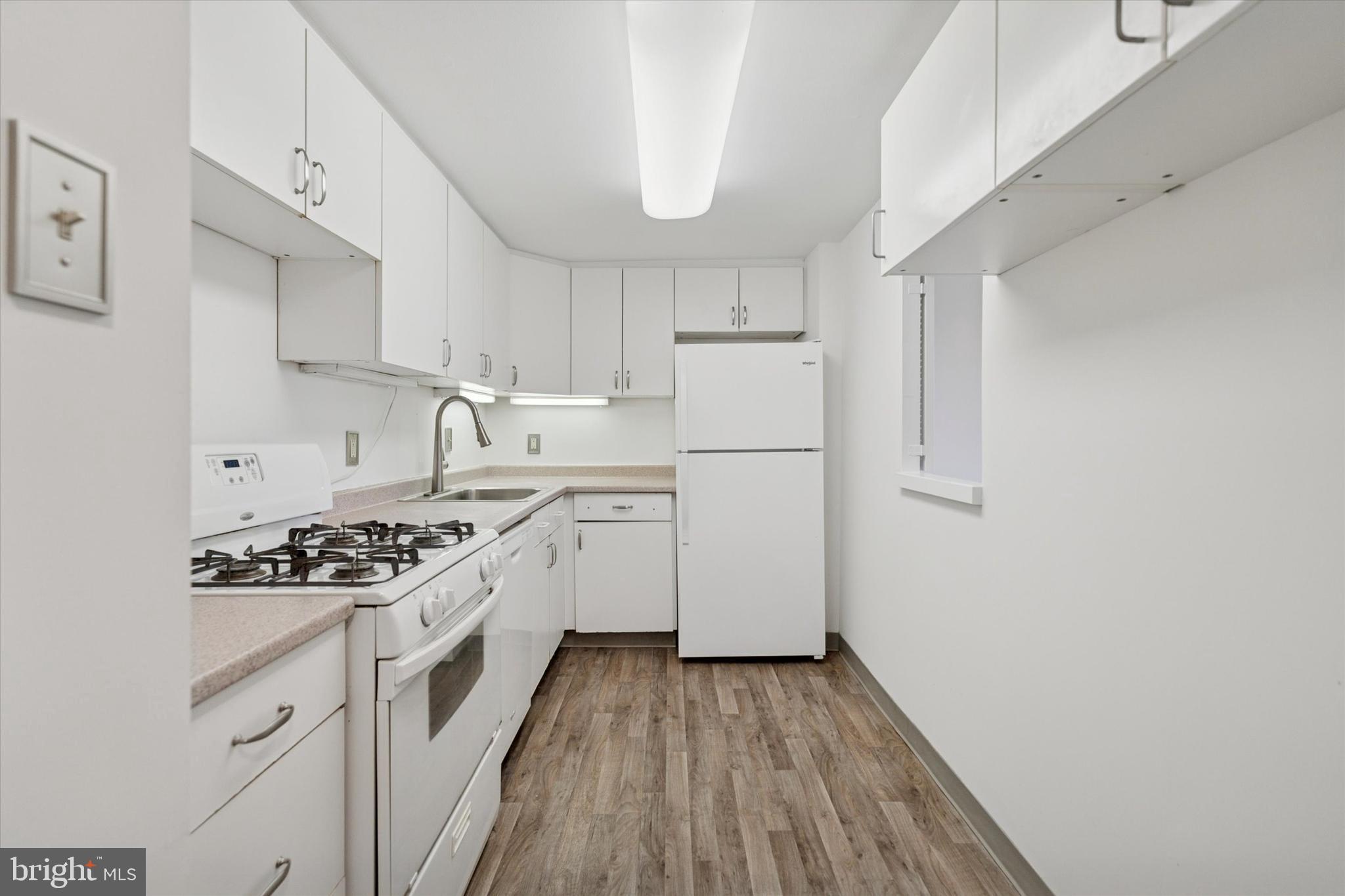 BEAVER HILL - Residential Lease