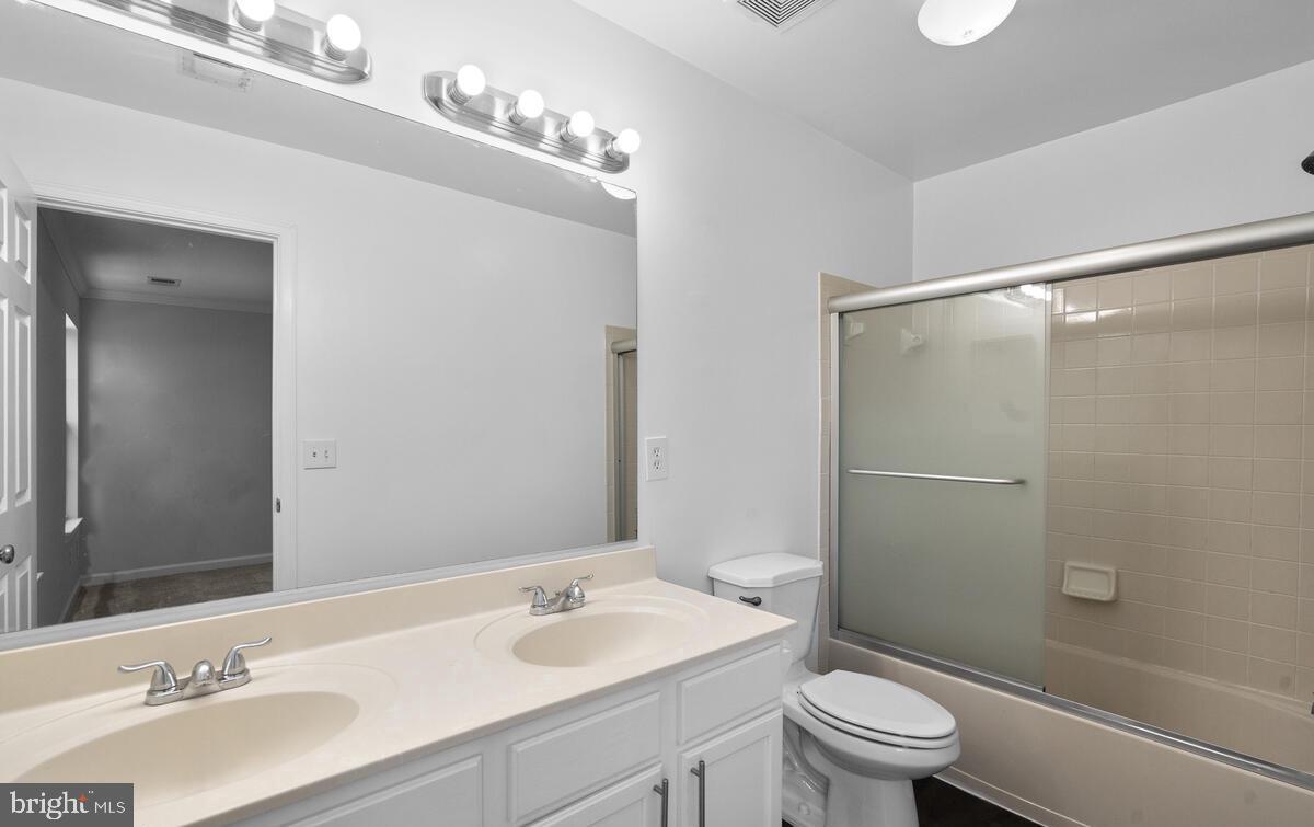 SYCAMORE HILL - Residential Lease