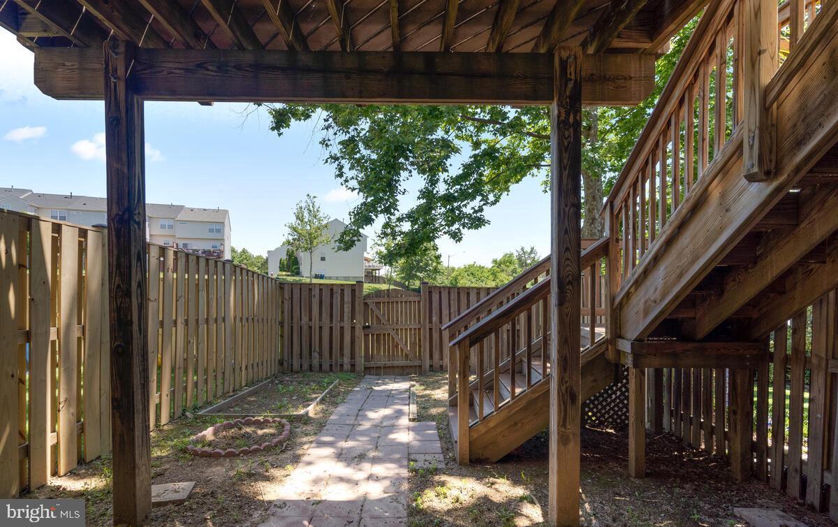 SYCAMORE HILL - Residential Lease