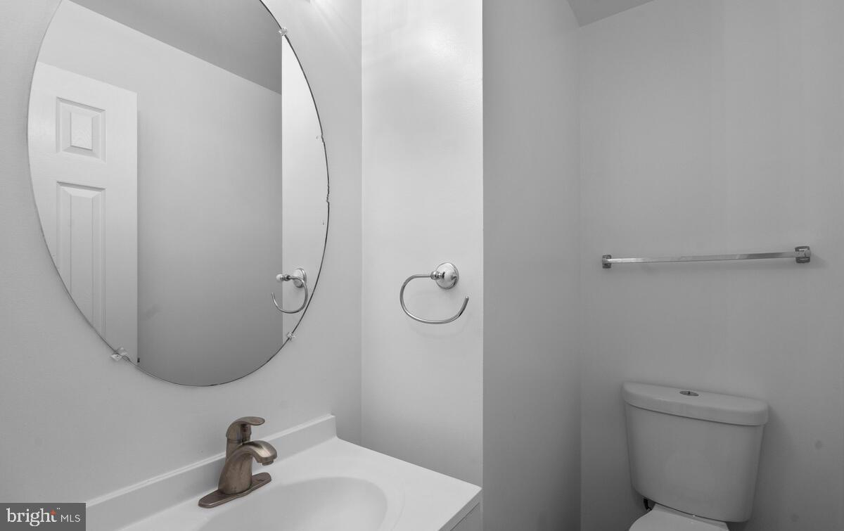 SYCAMORE HILL - Residential Lease