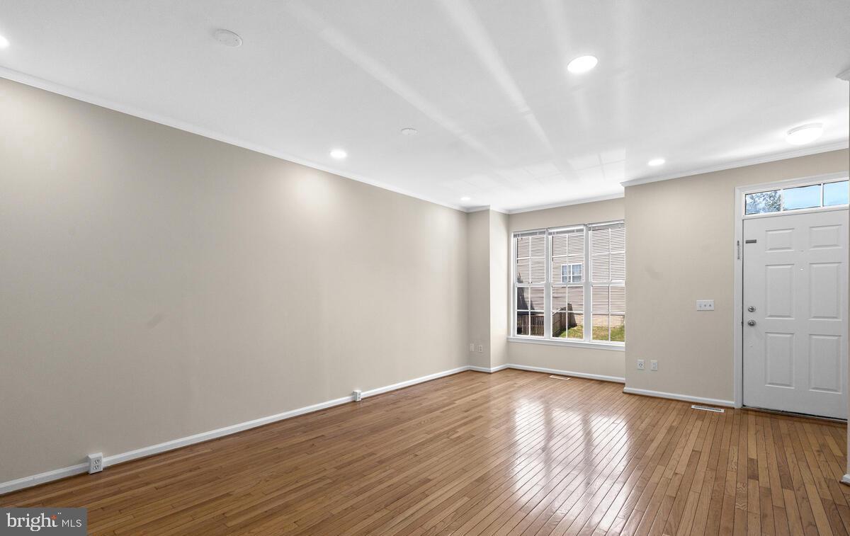 SYCAMORE HILL - Residential Lease