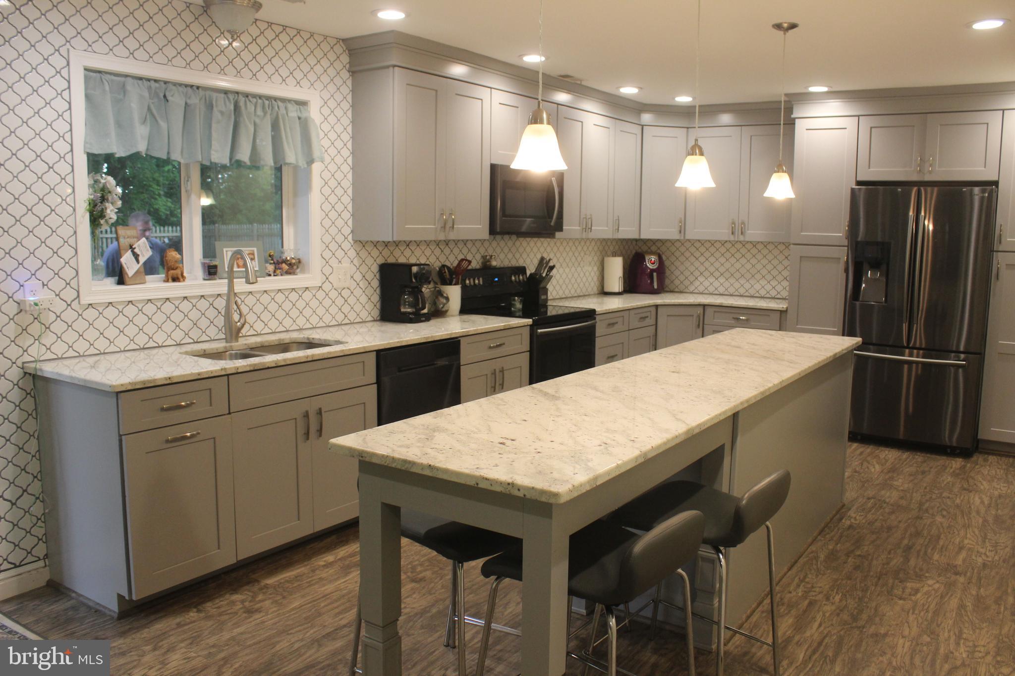 OAKS OF HARFORD - Residential