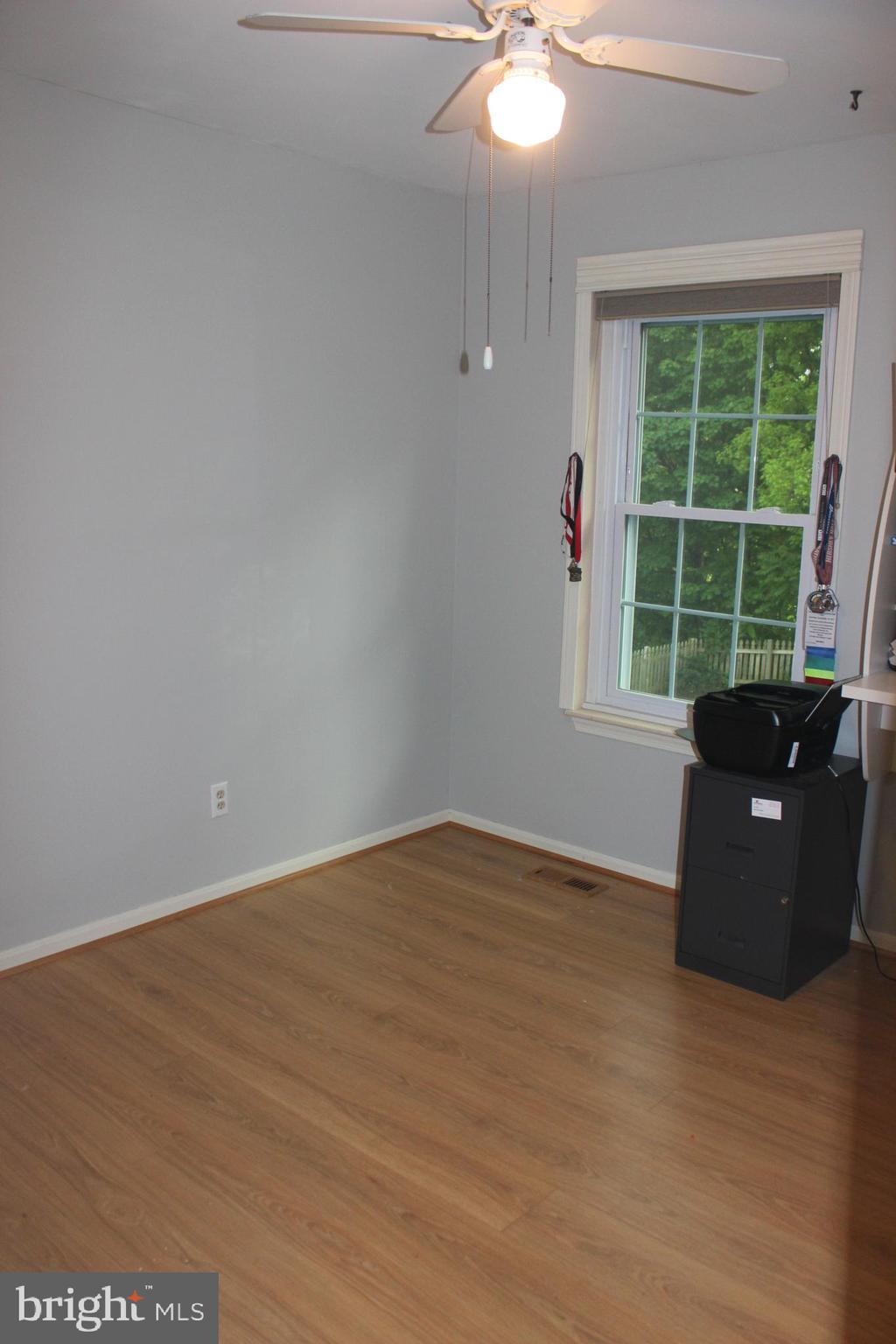 OAKS OF HARFORD - Residential