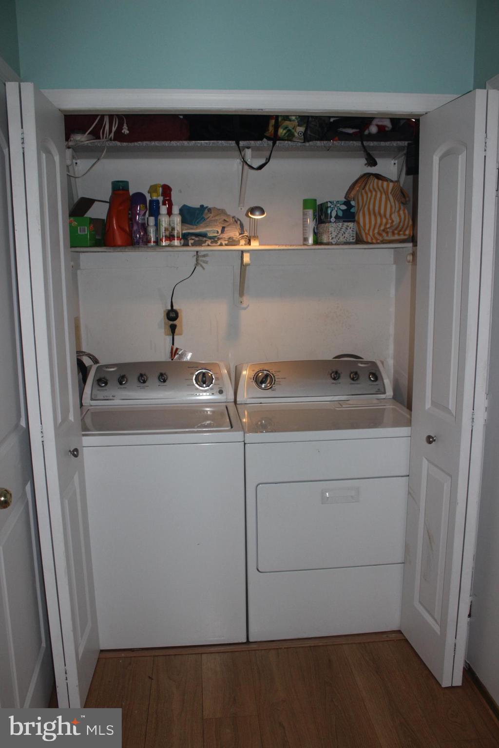 OAKS OF HARFORD - Residential