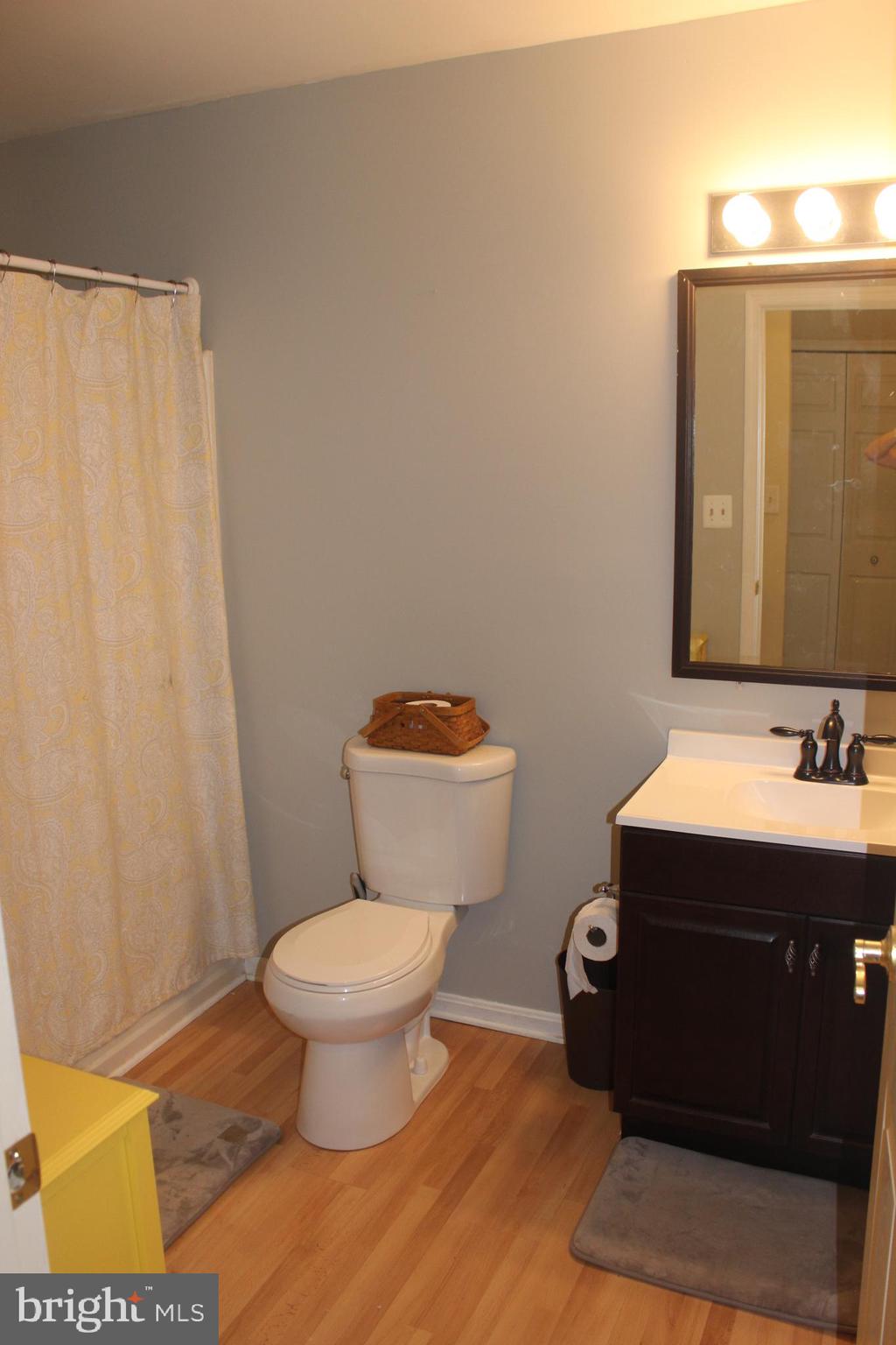 OAKS OF HARFORD - Residential