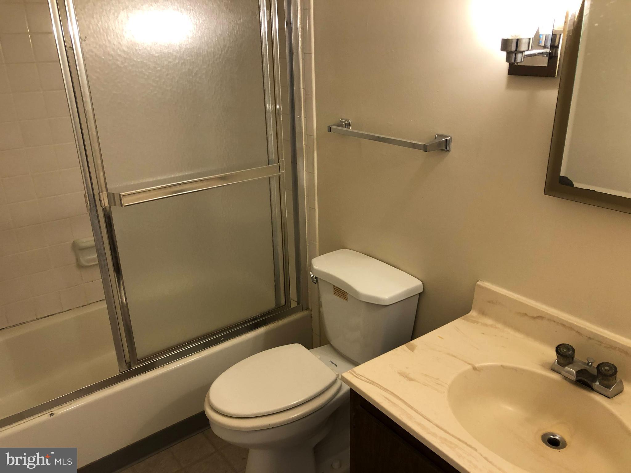 BANNISTER - Residential Lease