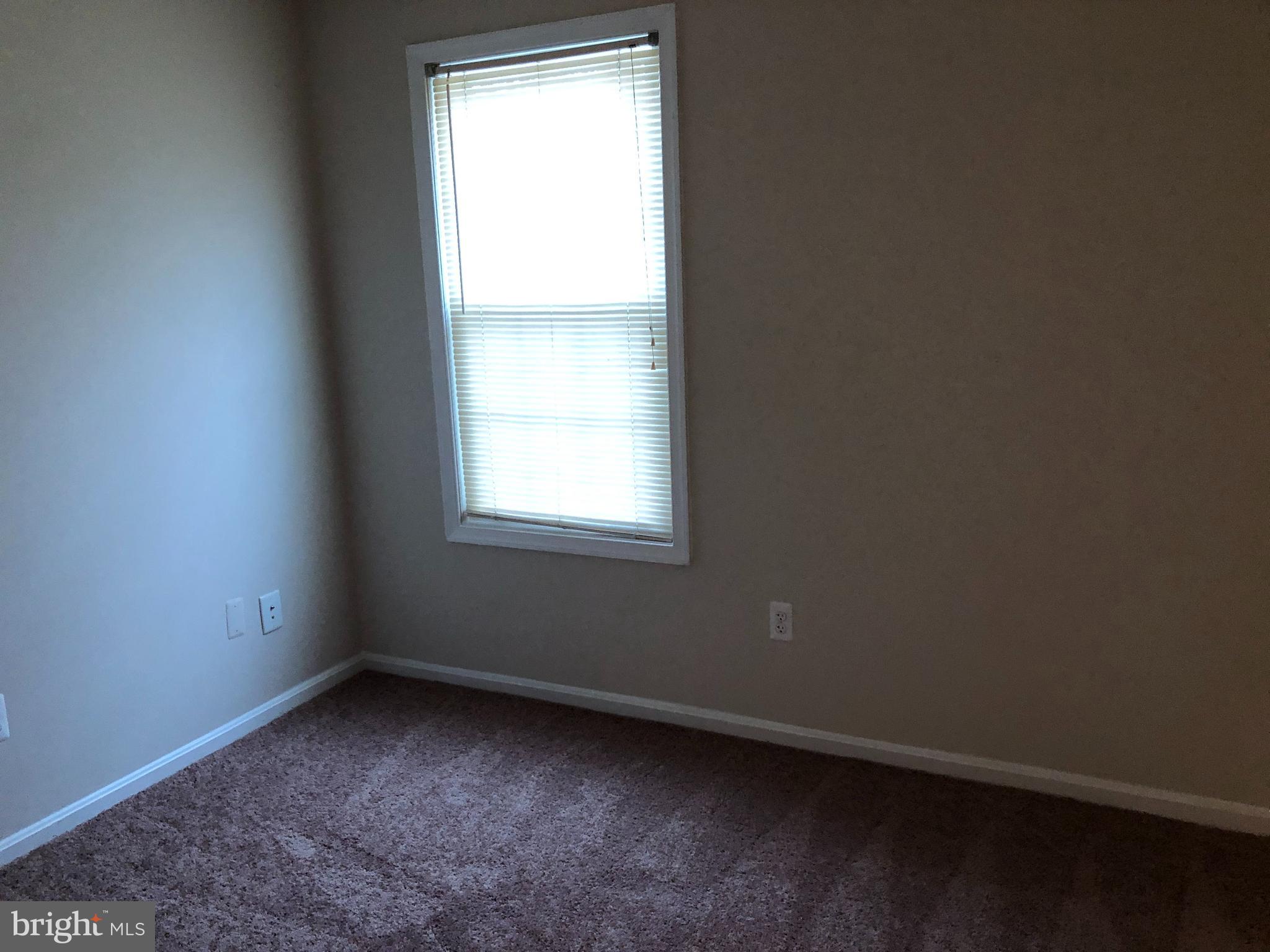 BANNISTER - Residential Lease