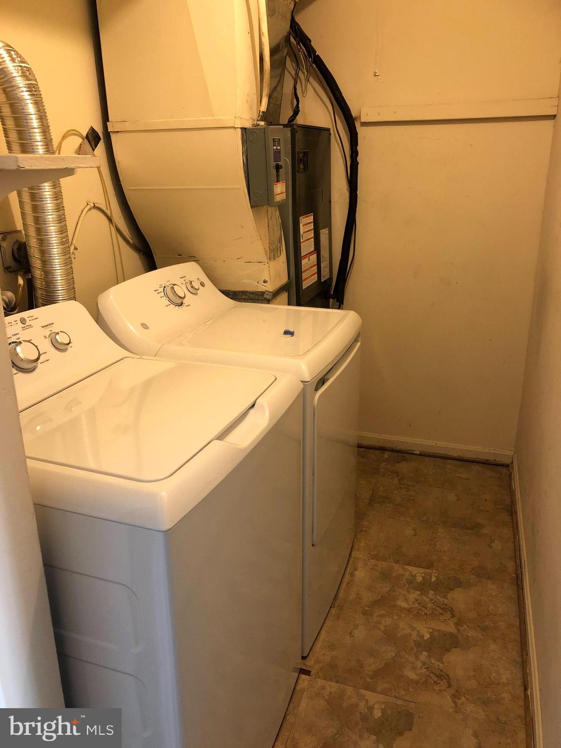 BANNISTER - Residential Lease