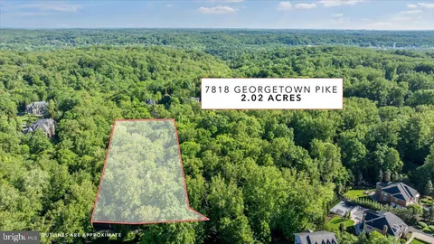7818 Georgetown Pike, McLean, VA MLS: VAFX2241086