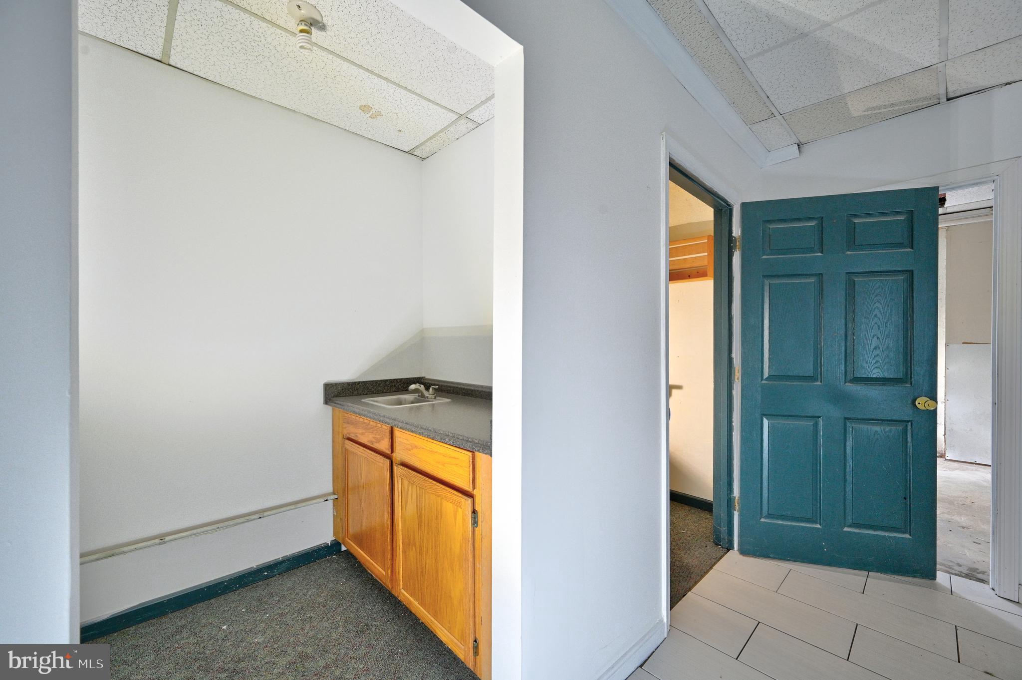 WASHINGTON TWP - Commercial Lease