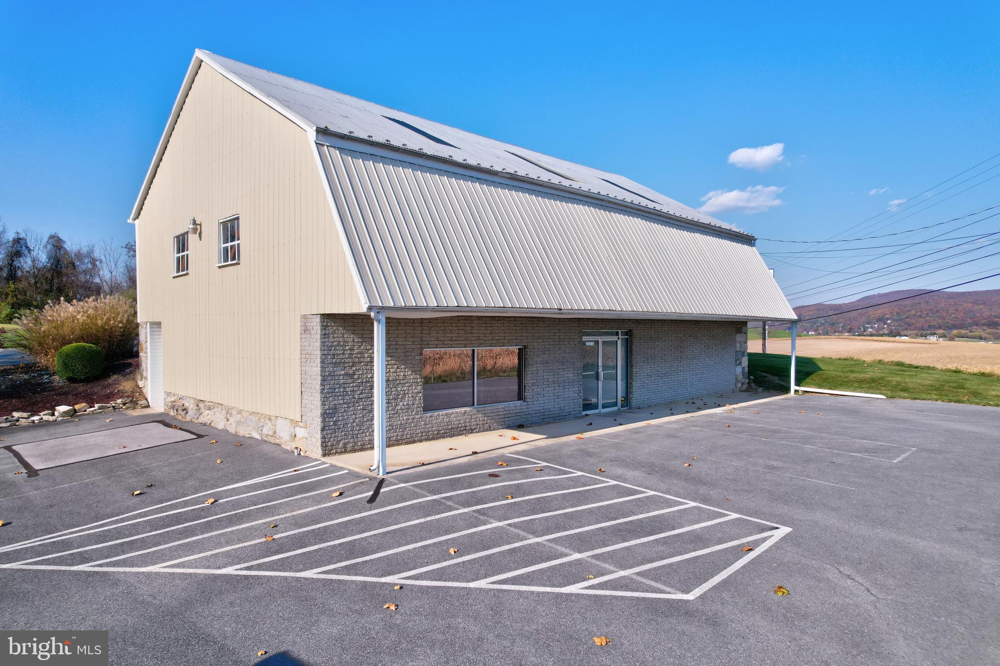 WASHINGTON TWP - Commercial Lease