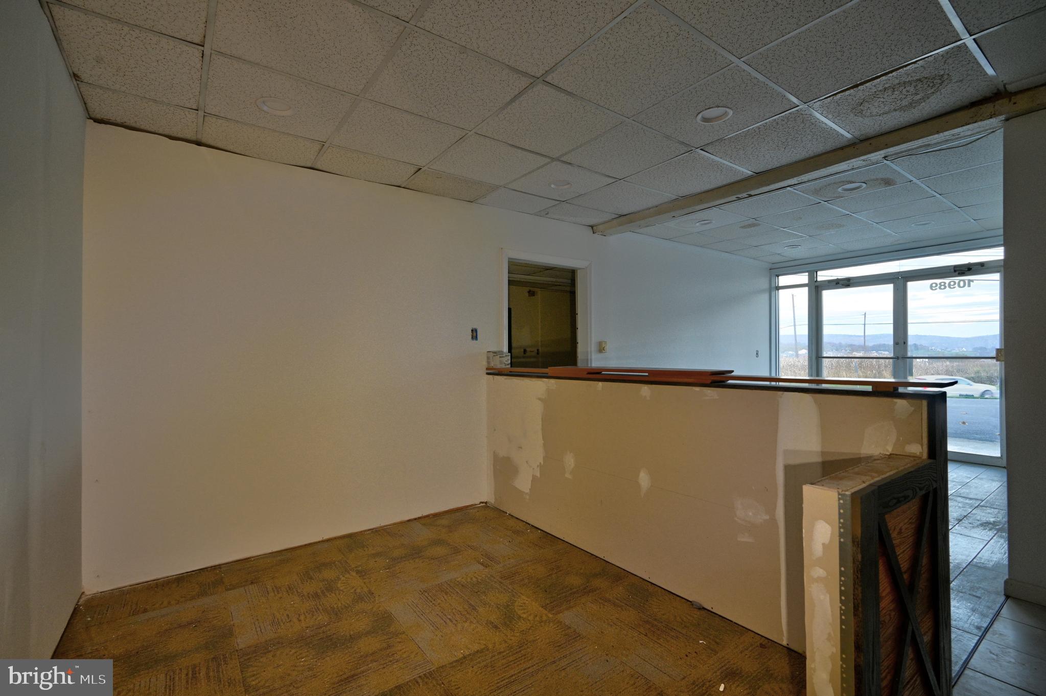 WASHINGTON TWP - Commercial Lease