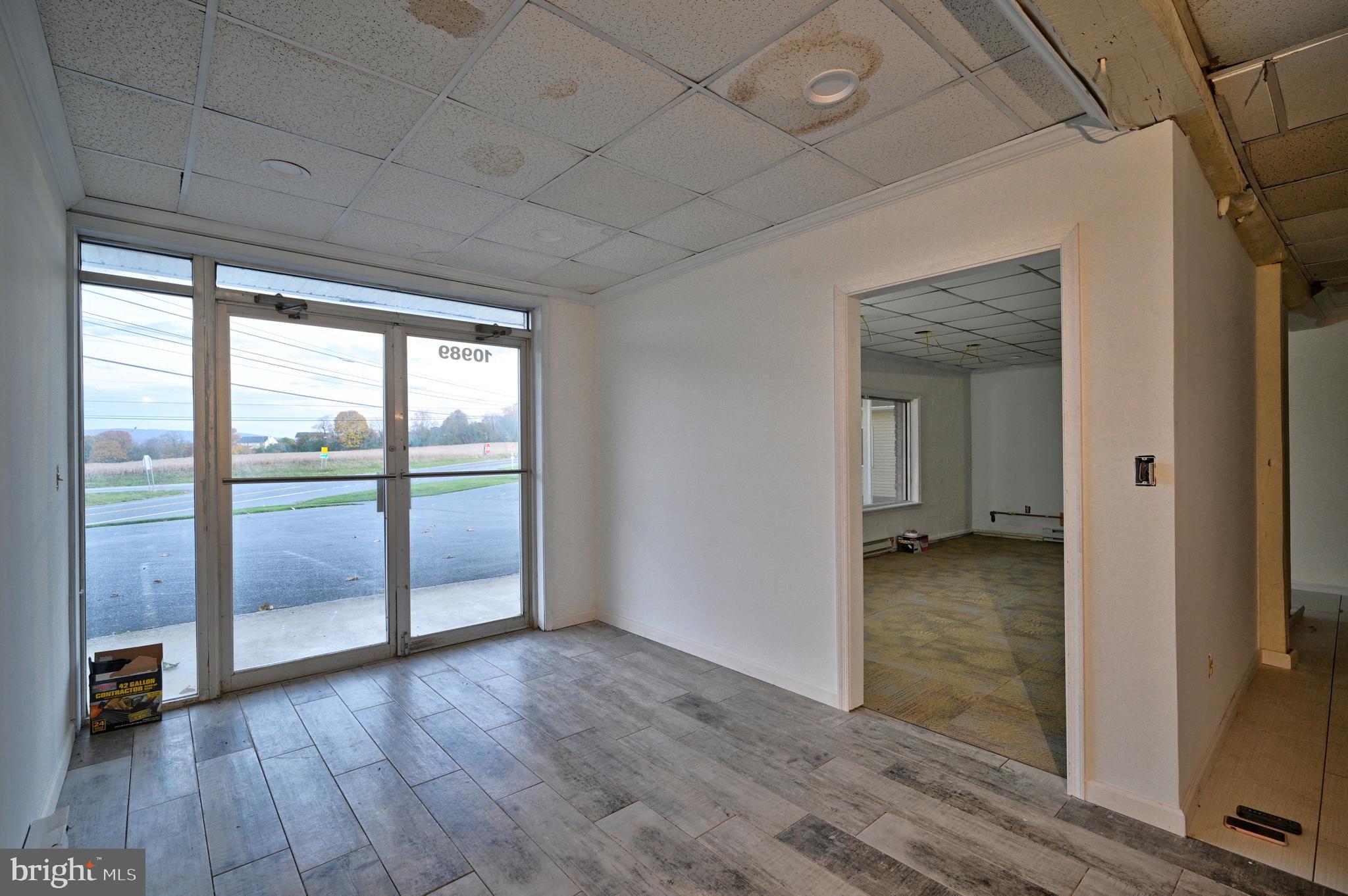 WASHINGTON TWP - Commercial Lease