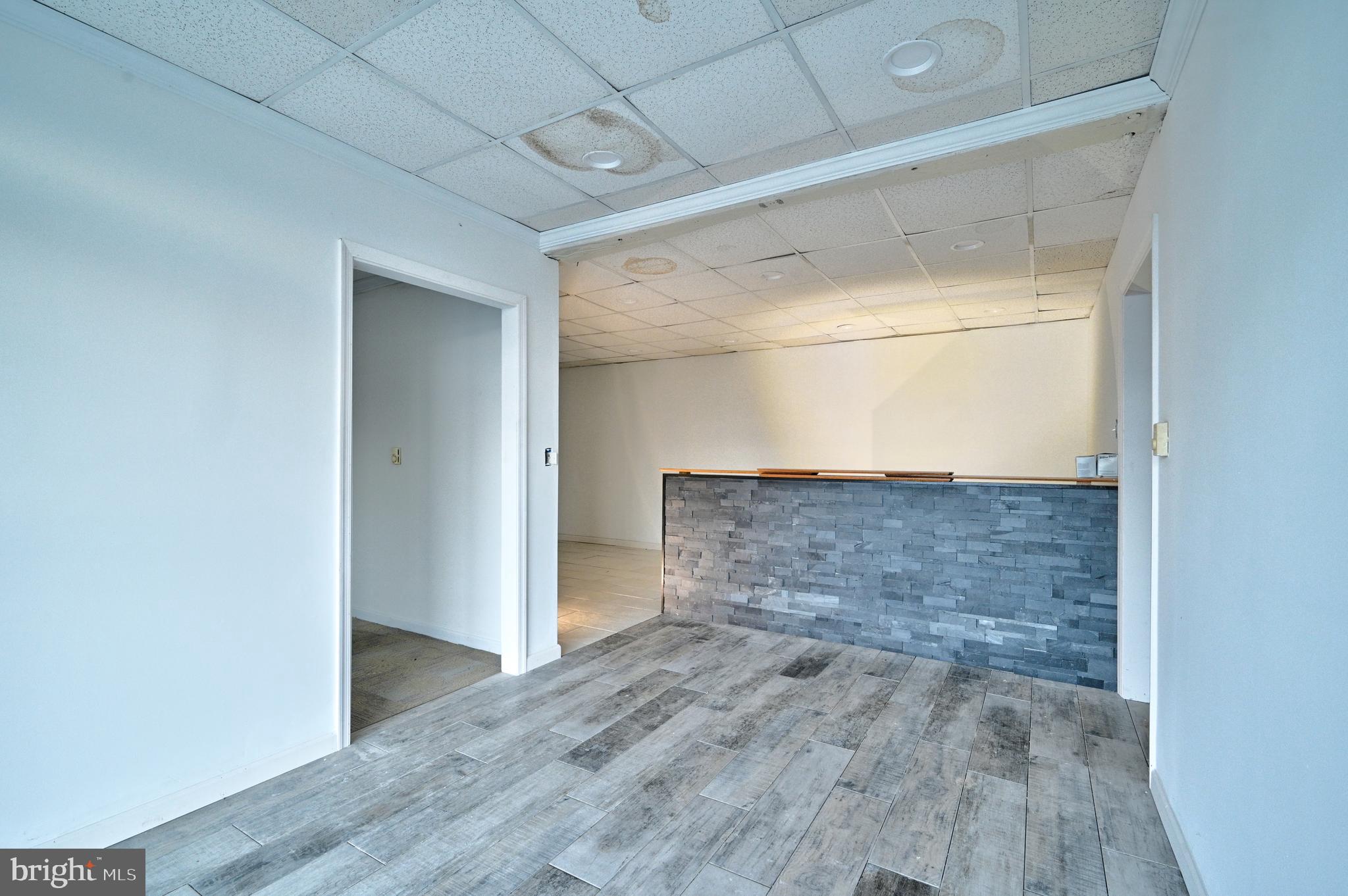 WASHINGTON TWP - Commercial Lease