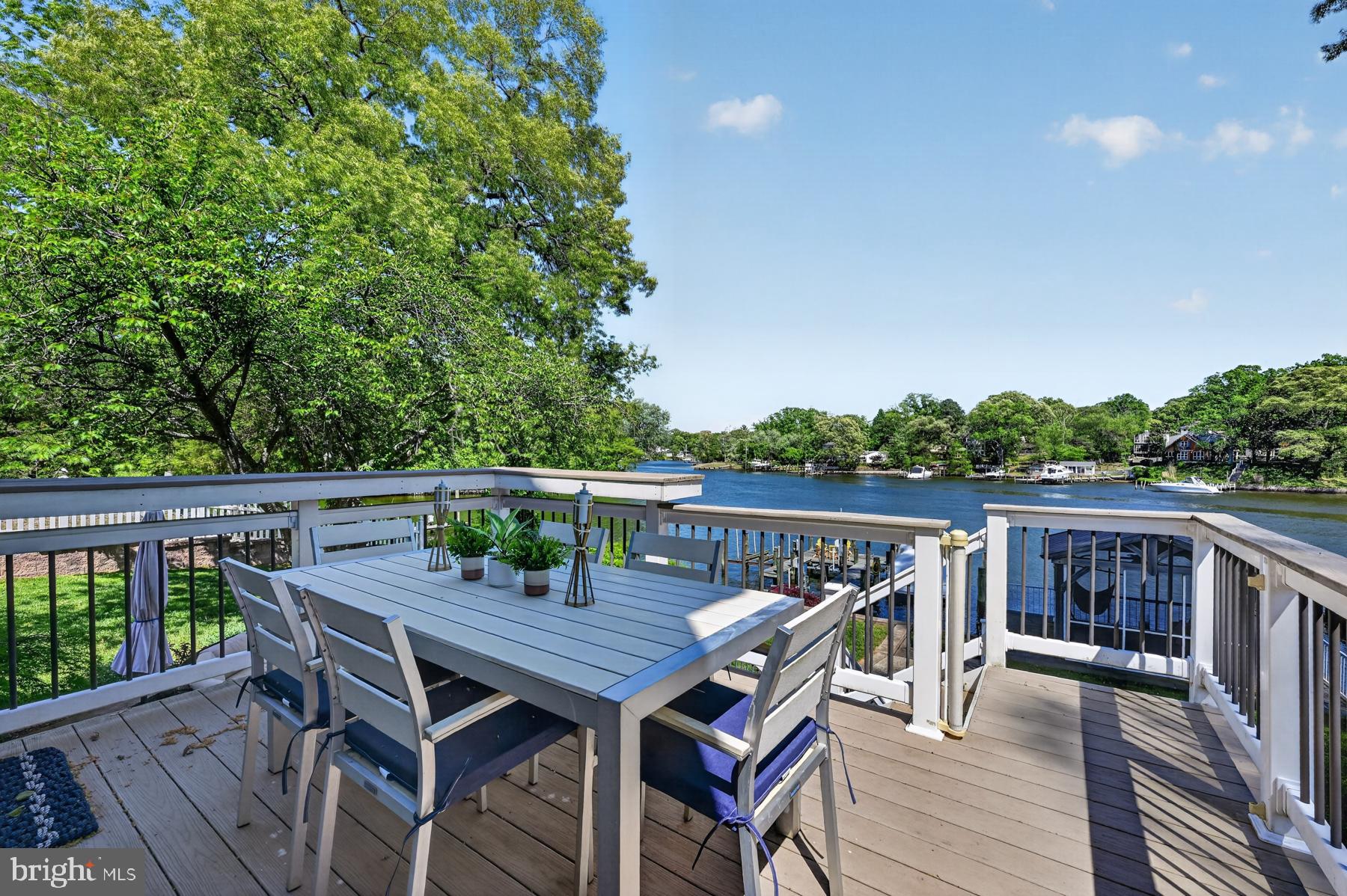 UPPER MAGOTHY BEACH - Residential