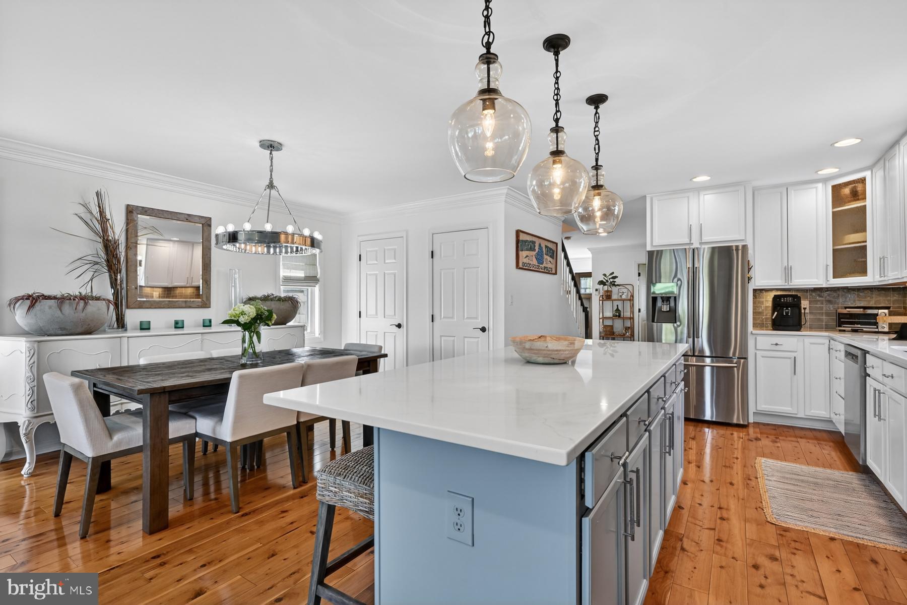 UPPER MAGOTHY BEACH - Residential