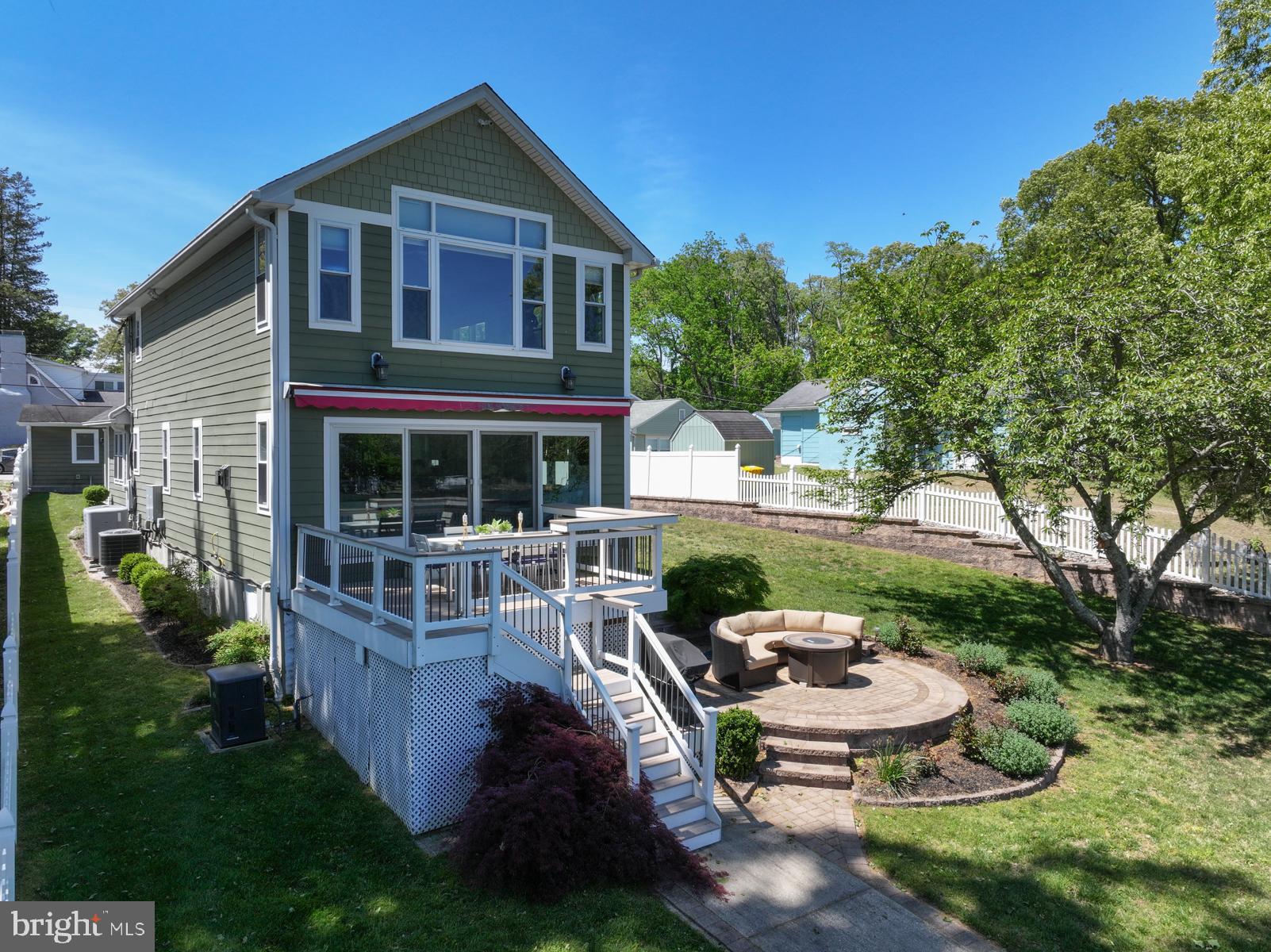 UPPER MAGOTHY BEACH - Residential