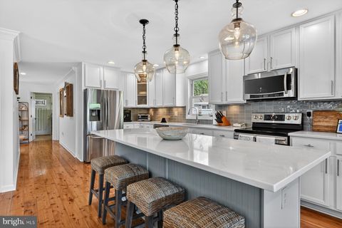 Tiny photo for 512 Riverside Drive, PASADENA, MD 21122 (MLS # MDAA2144534)