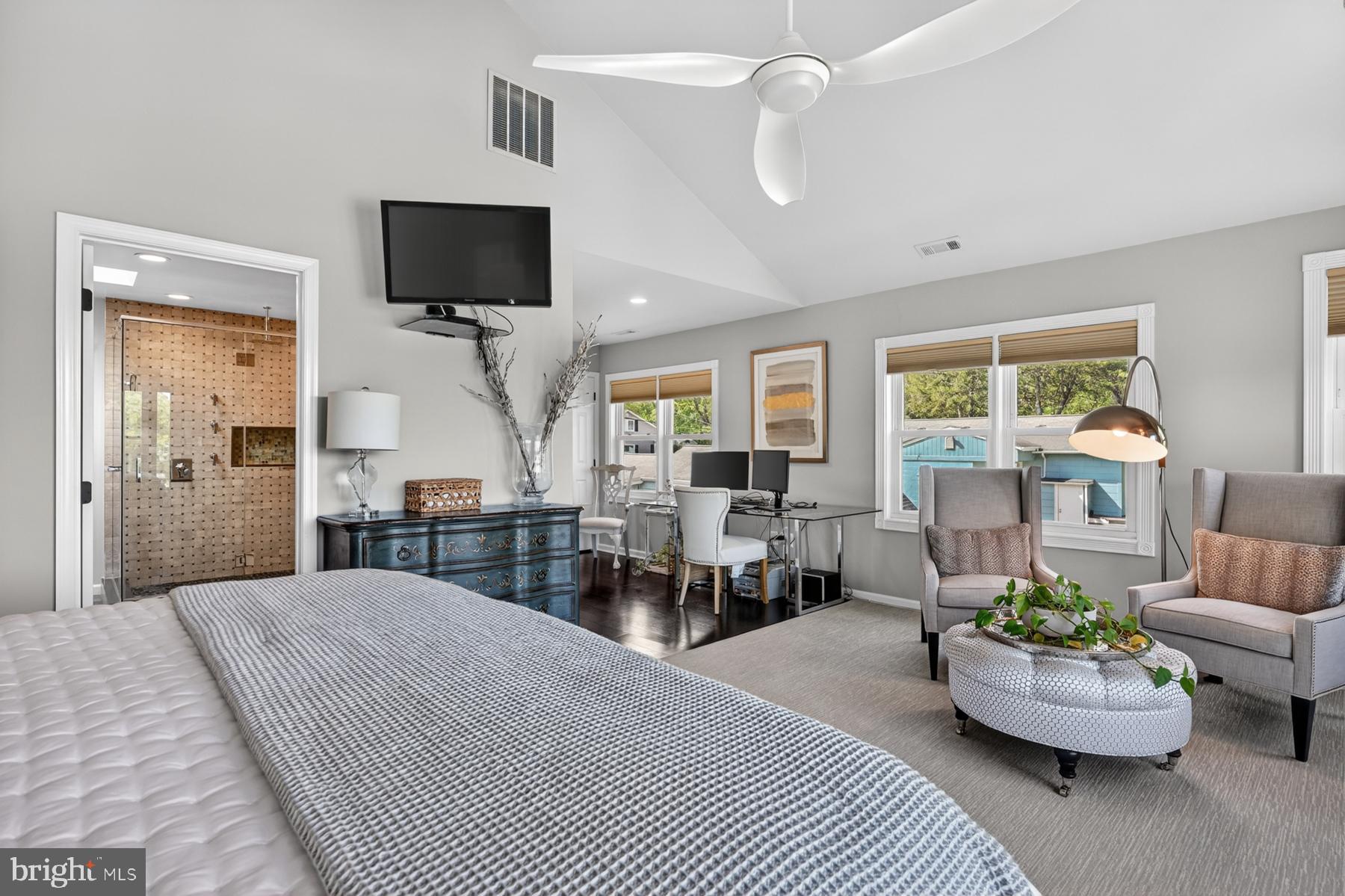 UPPER MAGOTHY BEACH - Residential