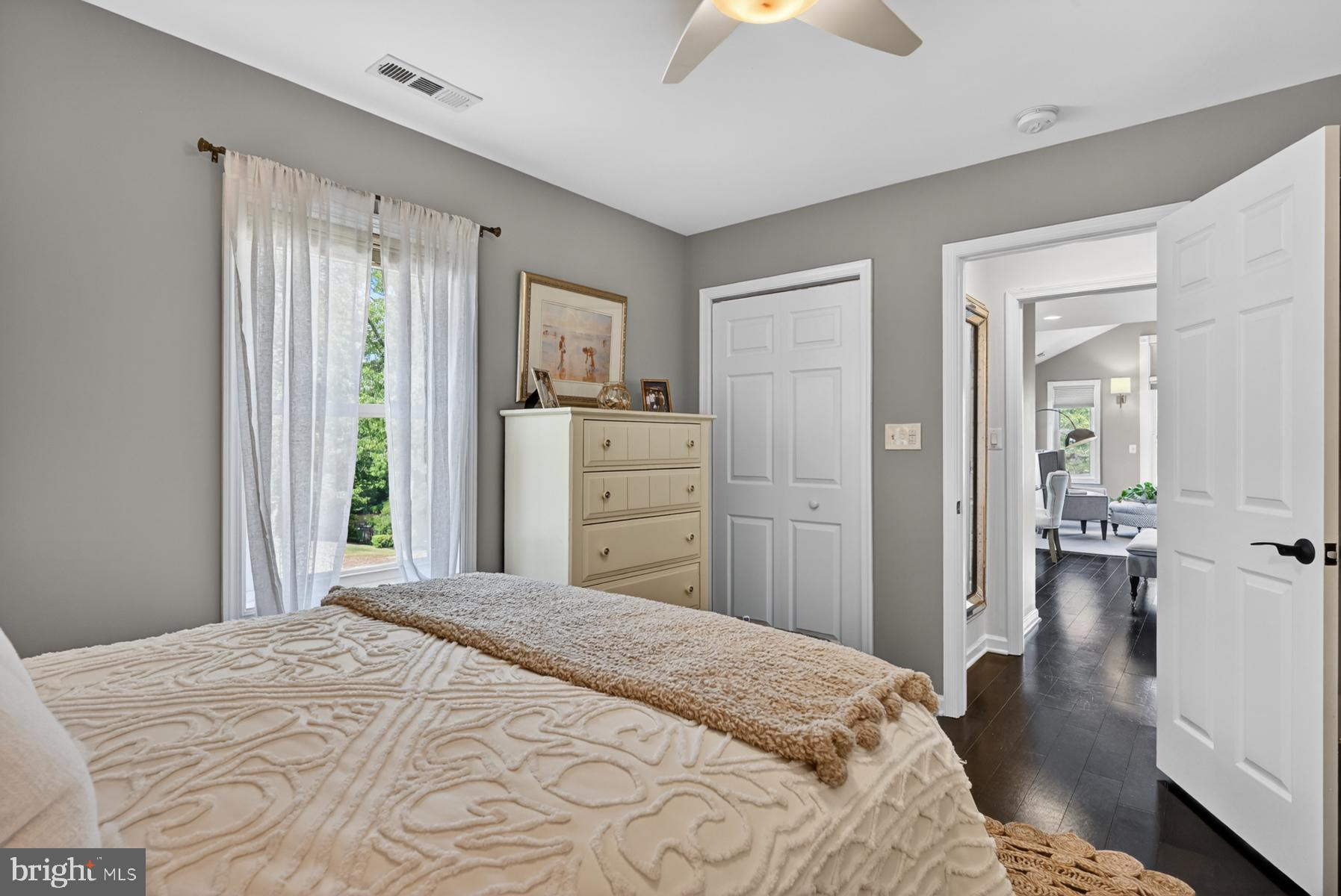 UPPER MAGOTHY BEACH - Residential