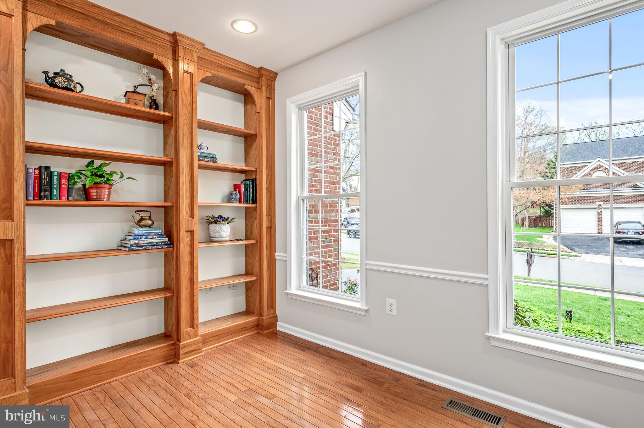 KINCAID FOREST - Residential