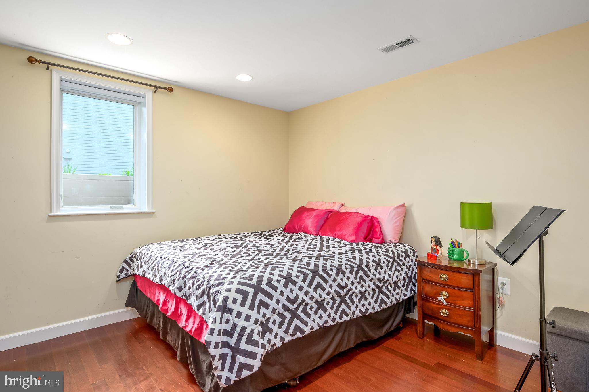 KINCAID FOREST - Residential